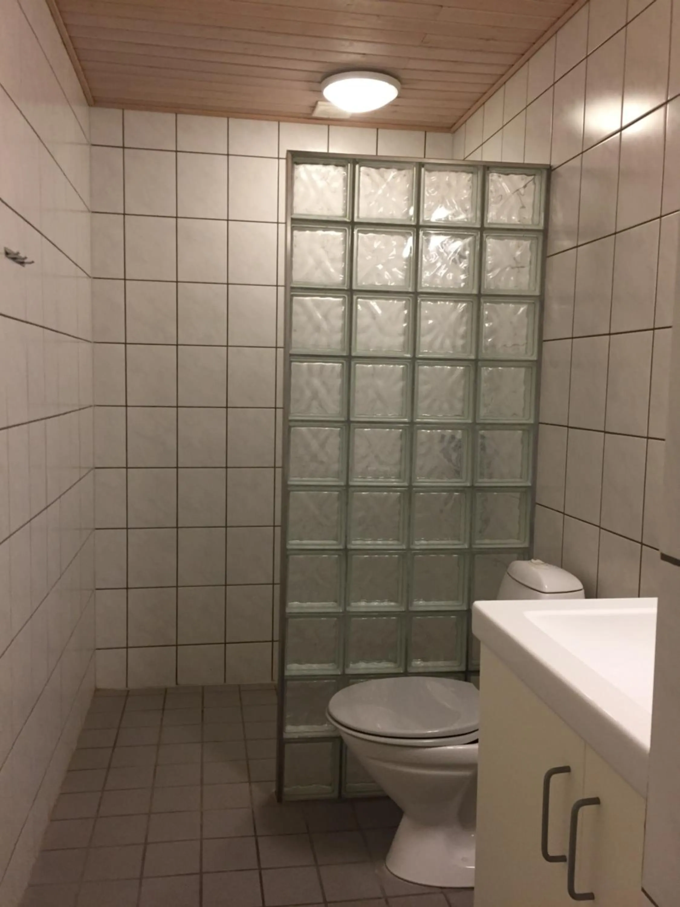Shower in Hvide Sande Beach Apartments
