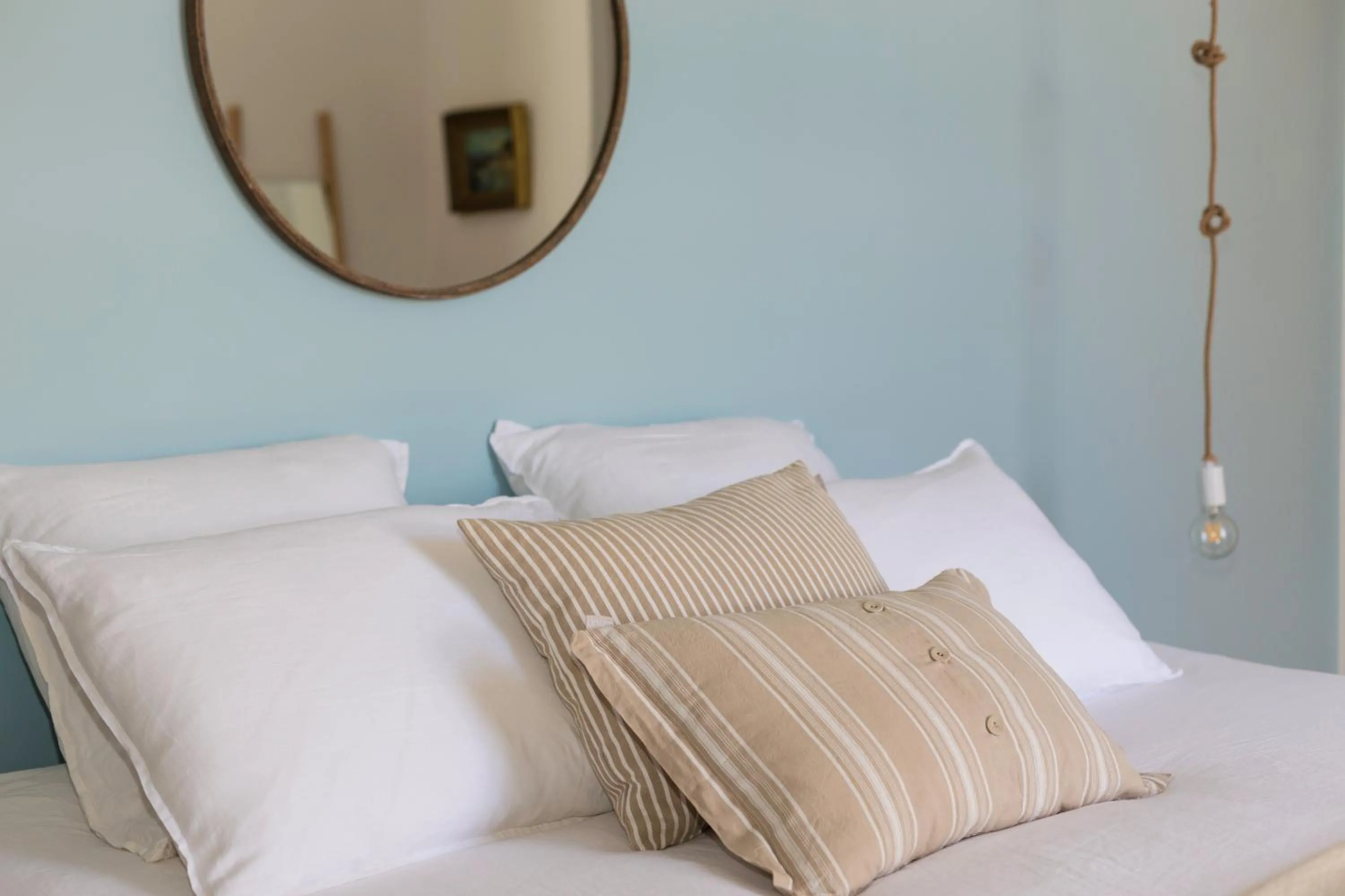 Decorative detail, Bed in L’Ostréale