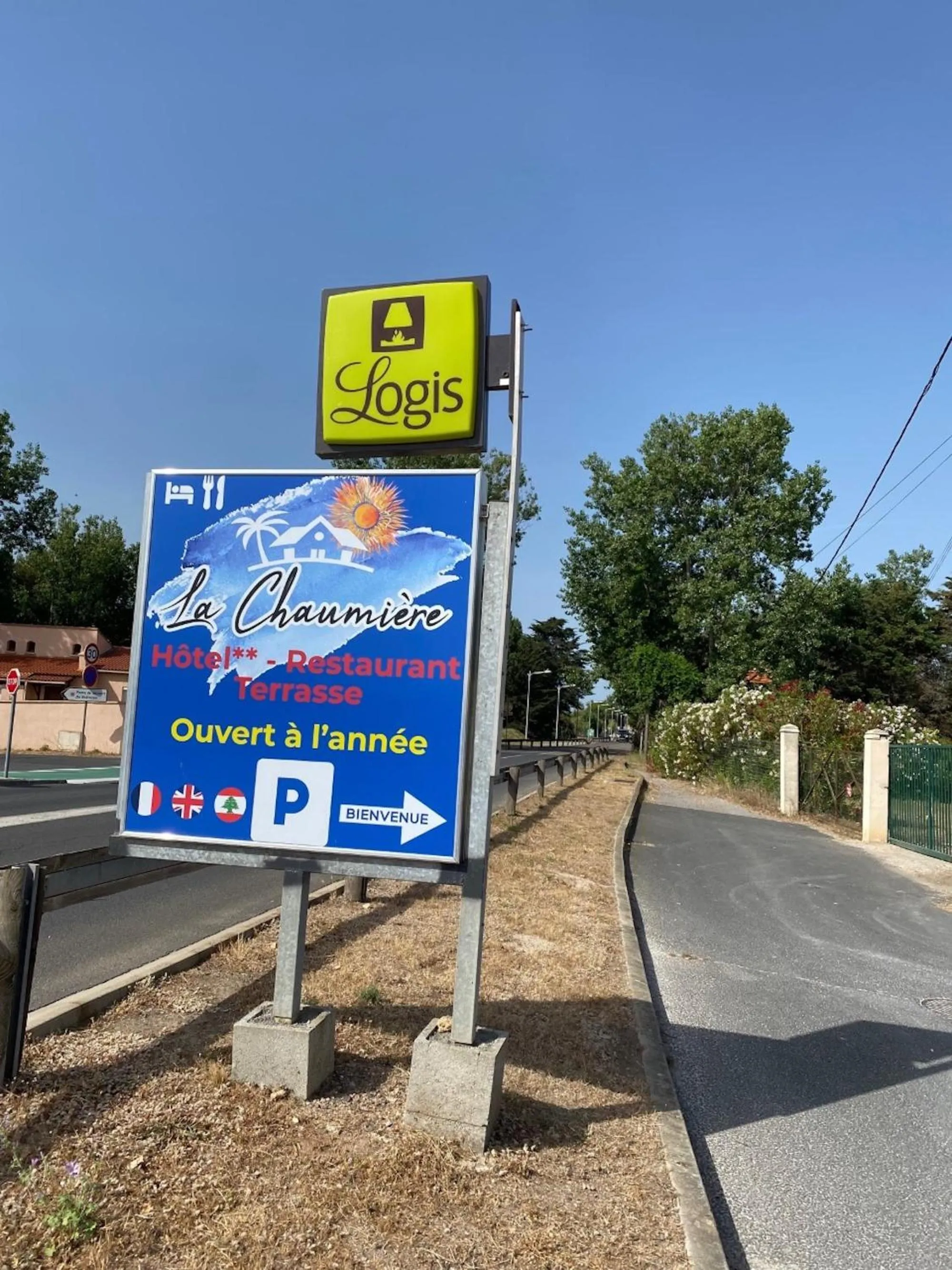 LOGIS Hôtel Restaurant La Chaumière