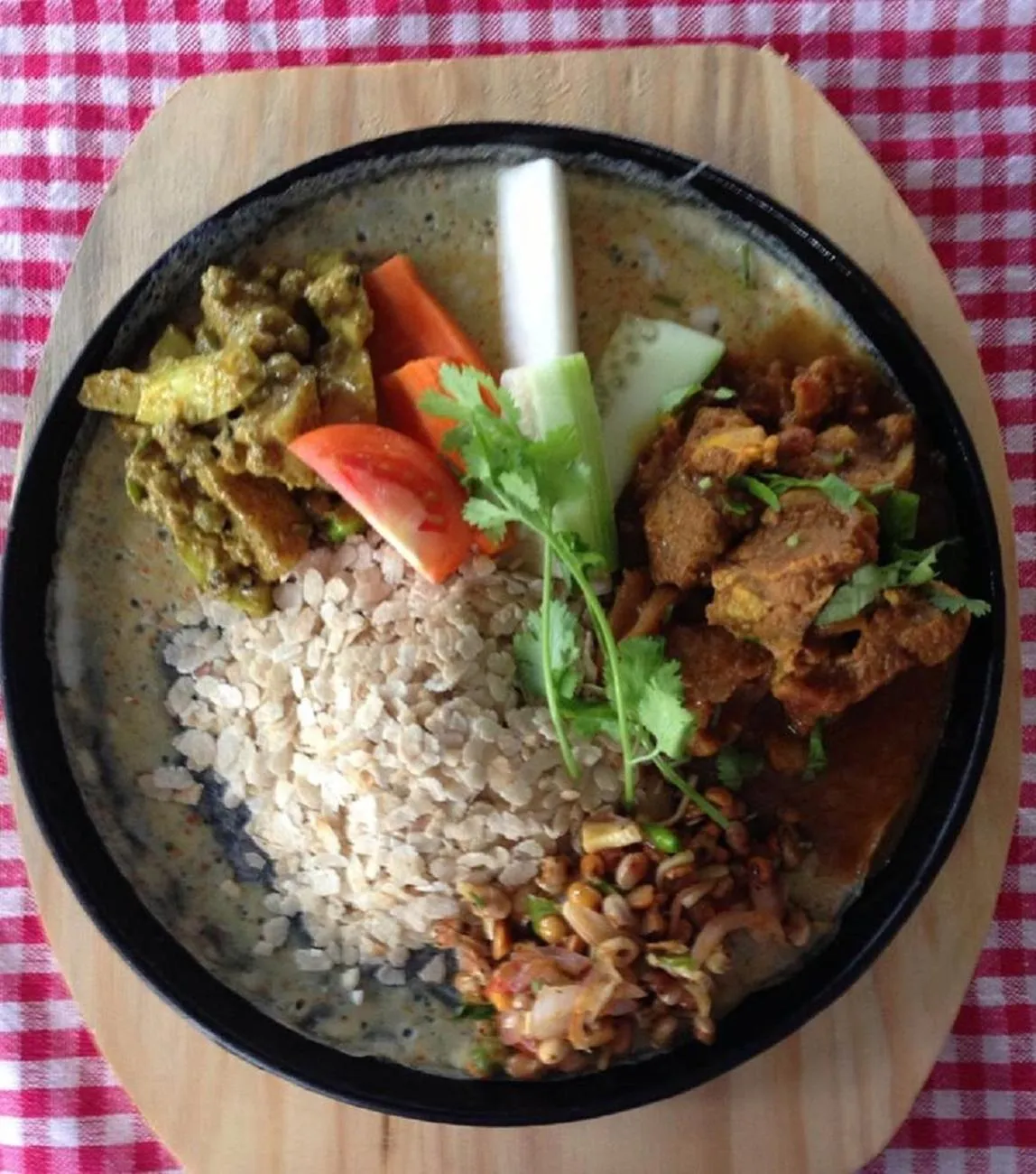 Food in Chef House Resort