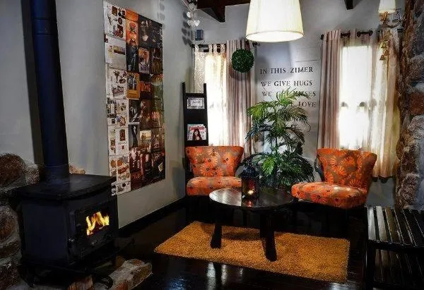 Suite in Vanilla Grey