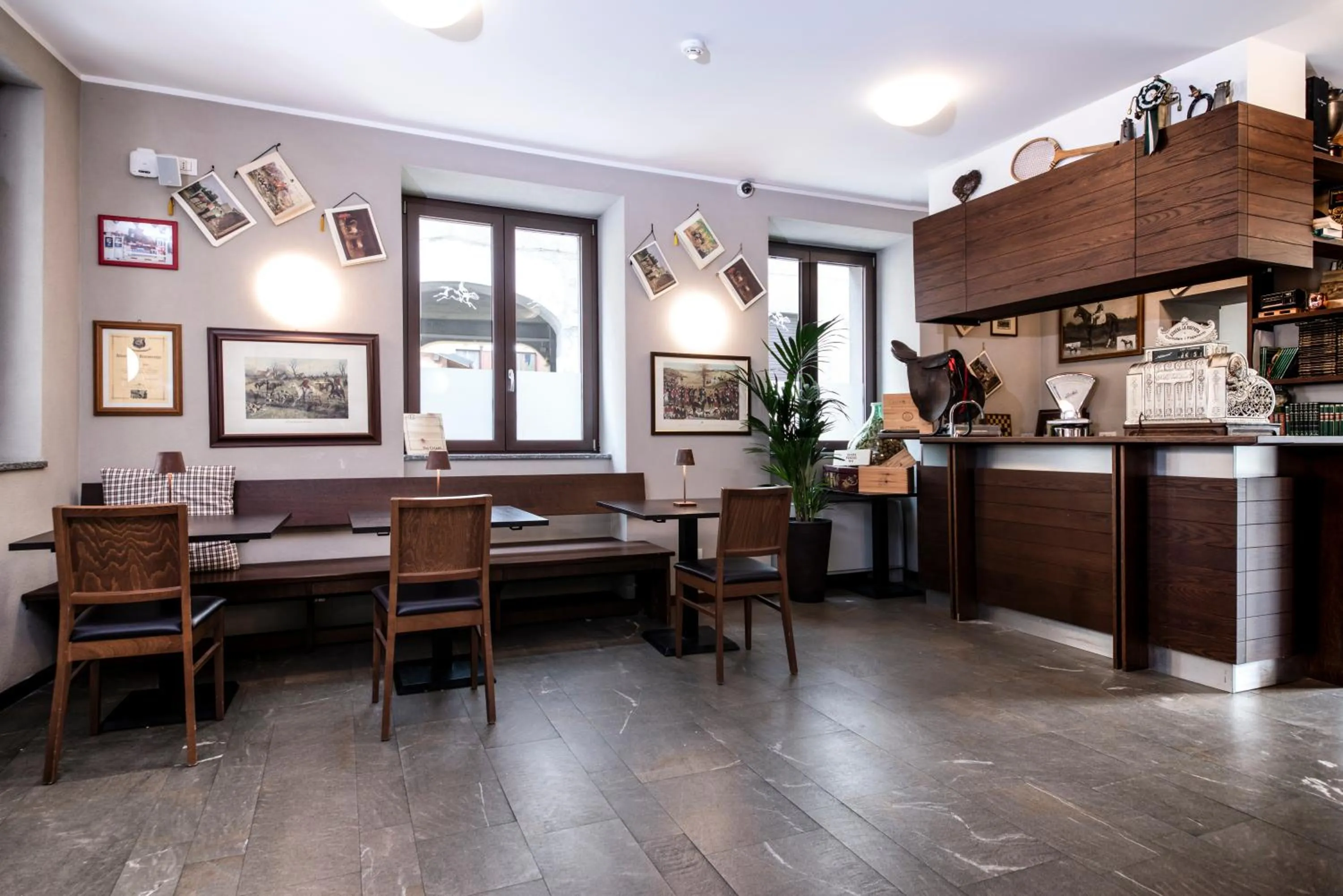 Restaurant/places to eat in Hotel Osteria della Pista dal 1875