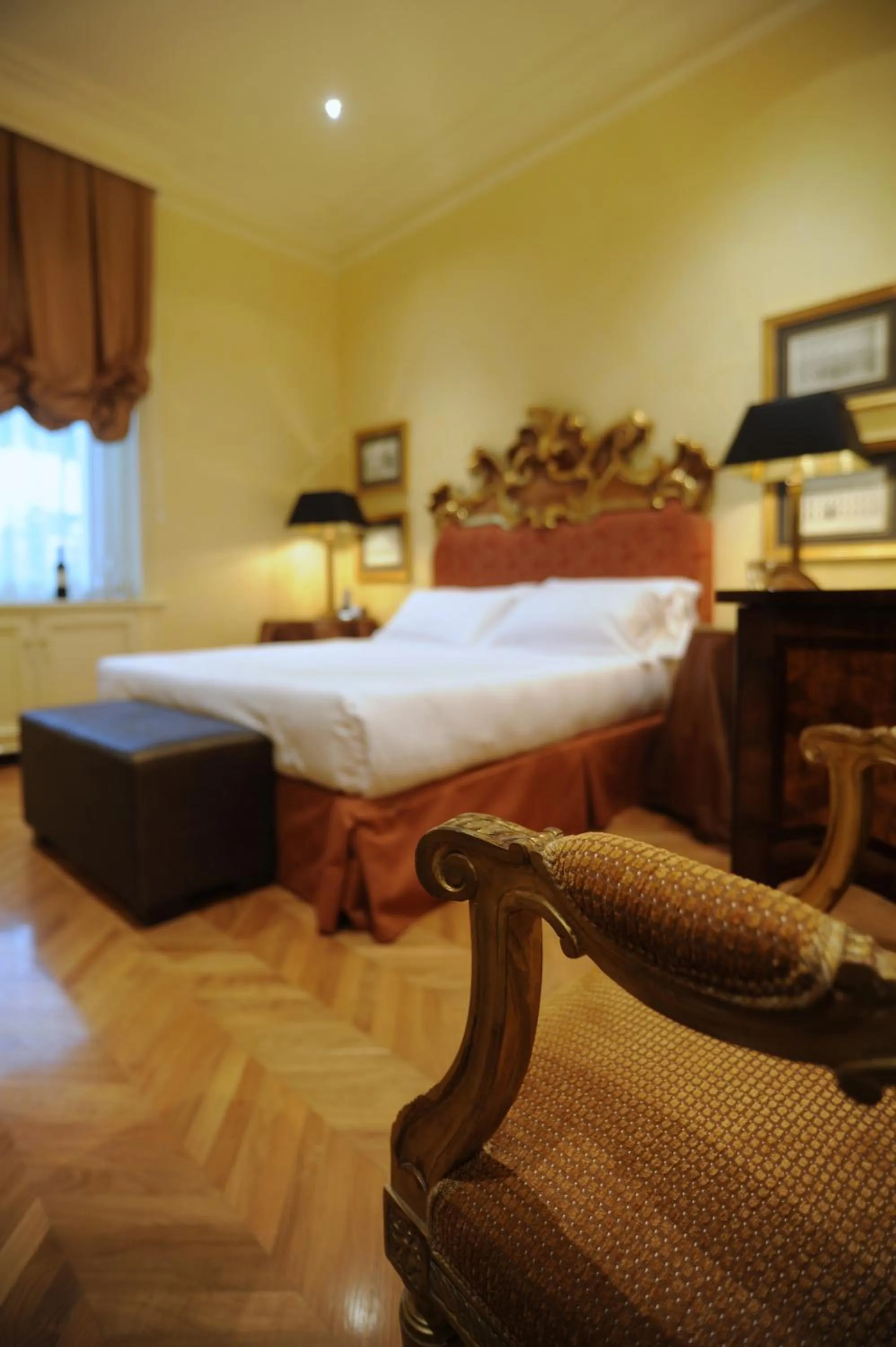 Photo of the whole room, Bed in Hotel Villa Duse