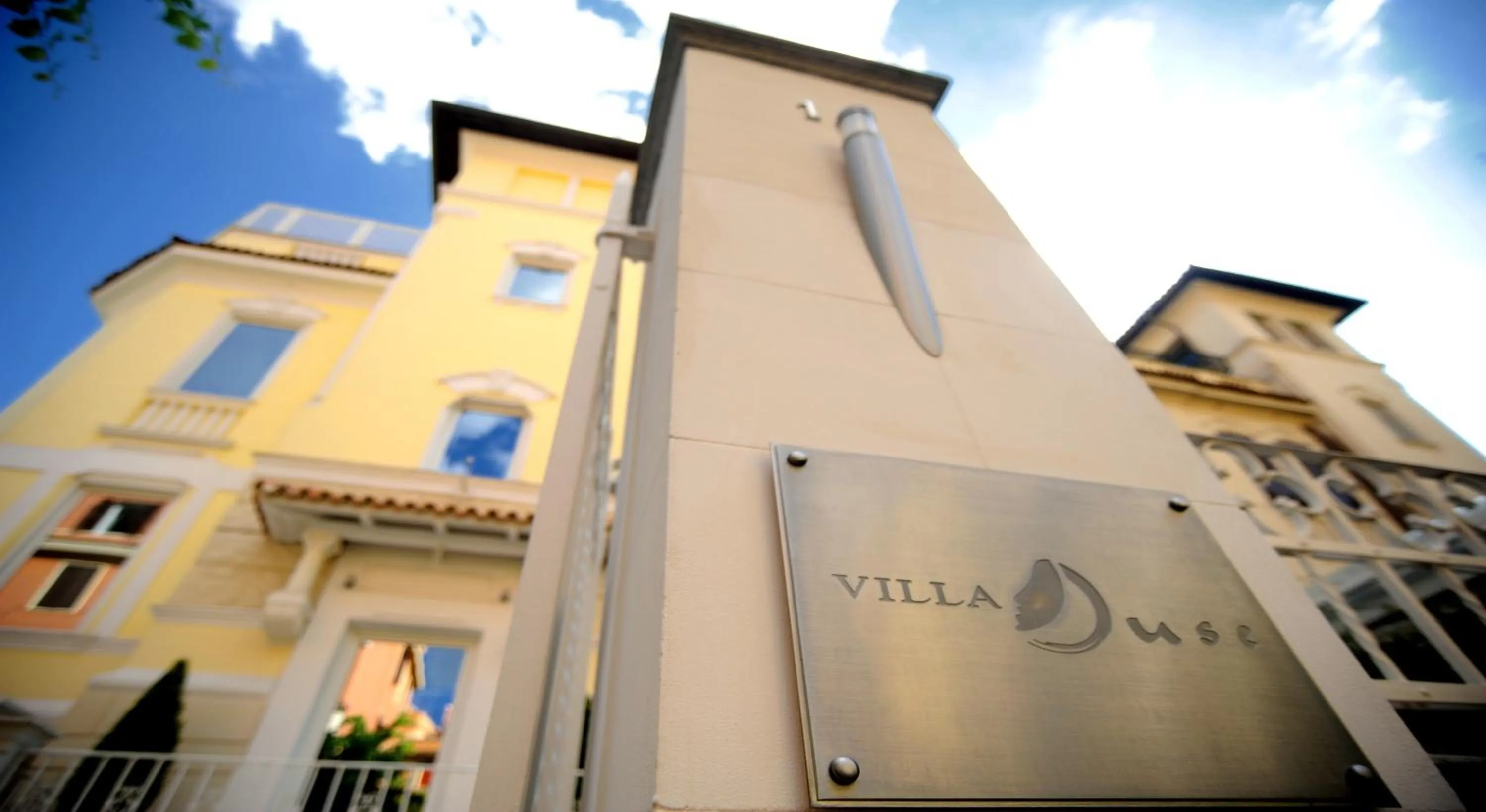 Facade/entrance in Hotel Villa Duse