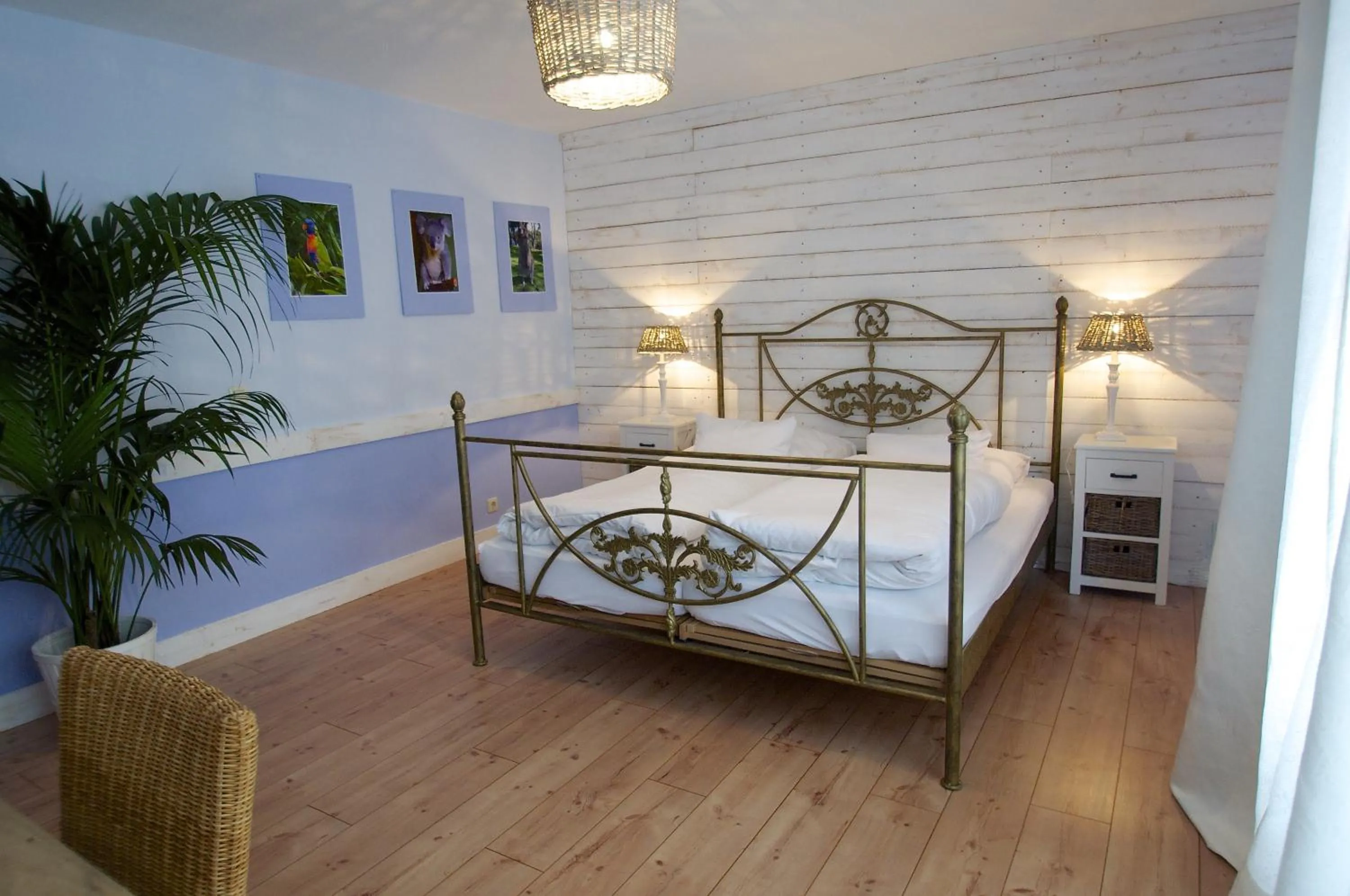 Photo of the whole room, Bed in Landhaus Hamm THE UNIQUE BOUTIQUE HOTEL