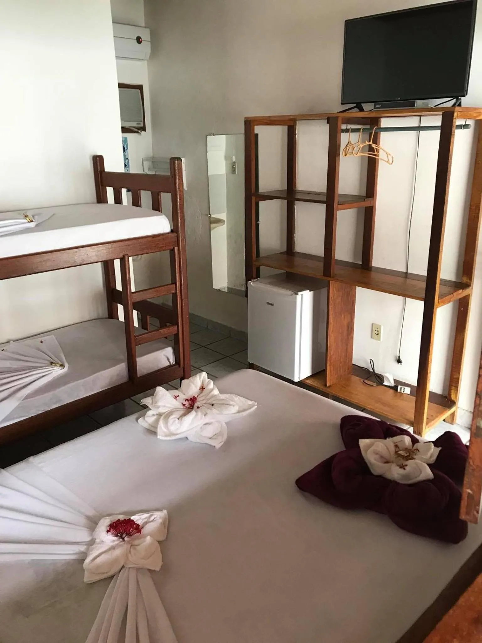 bunk bed, Bed in Pousada do Carlos