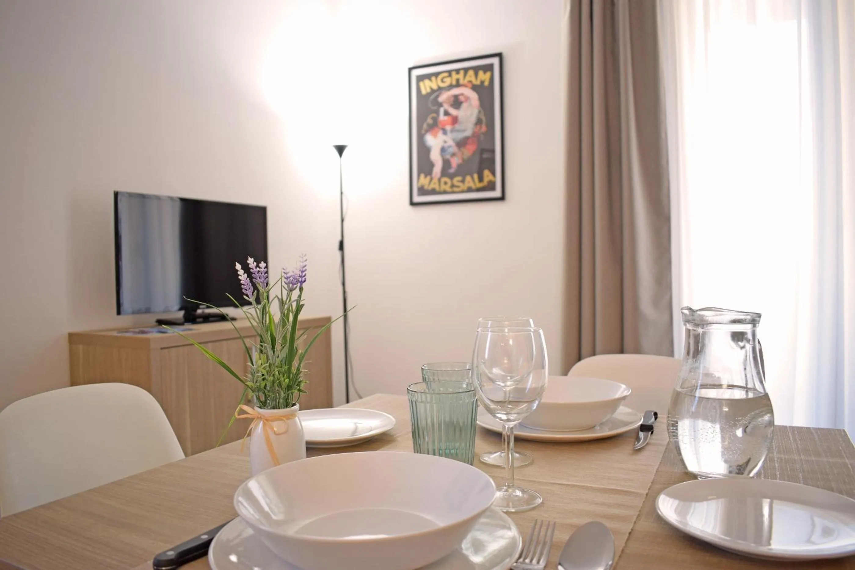 Dining area in Travini Hotel Residence