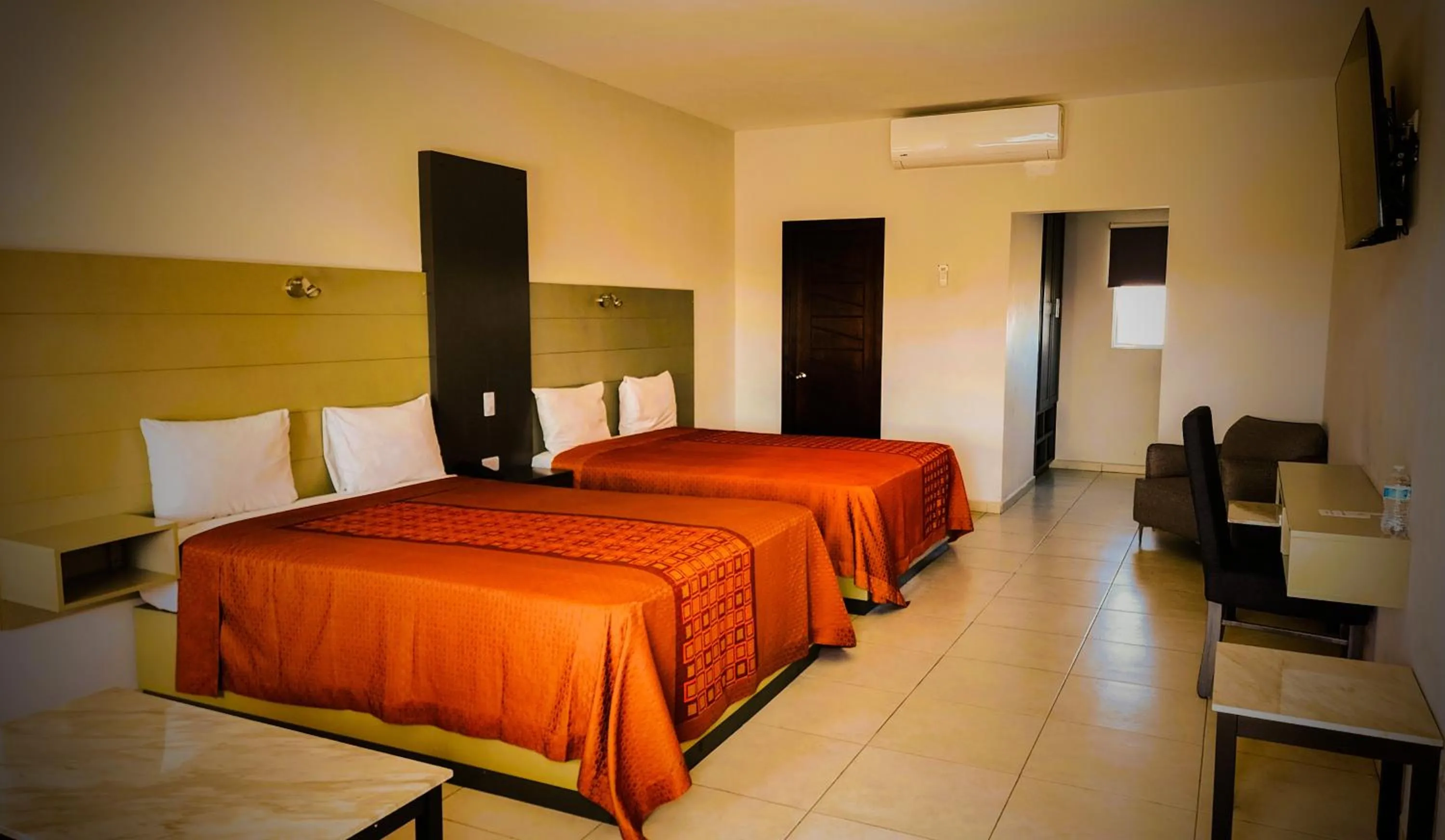 Bed in Hotel Paraiso