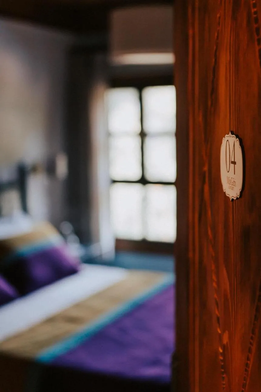 Bed in Misgibi Hotel