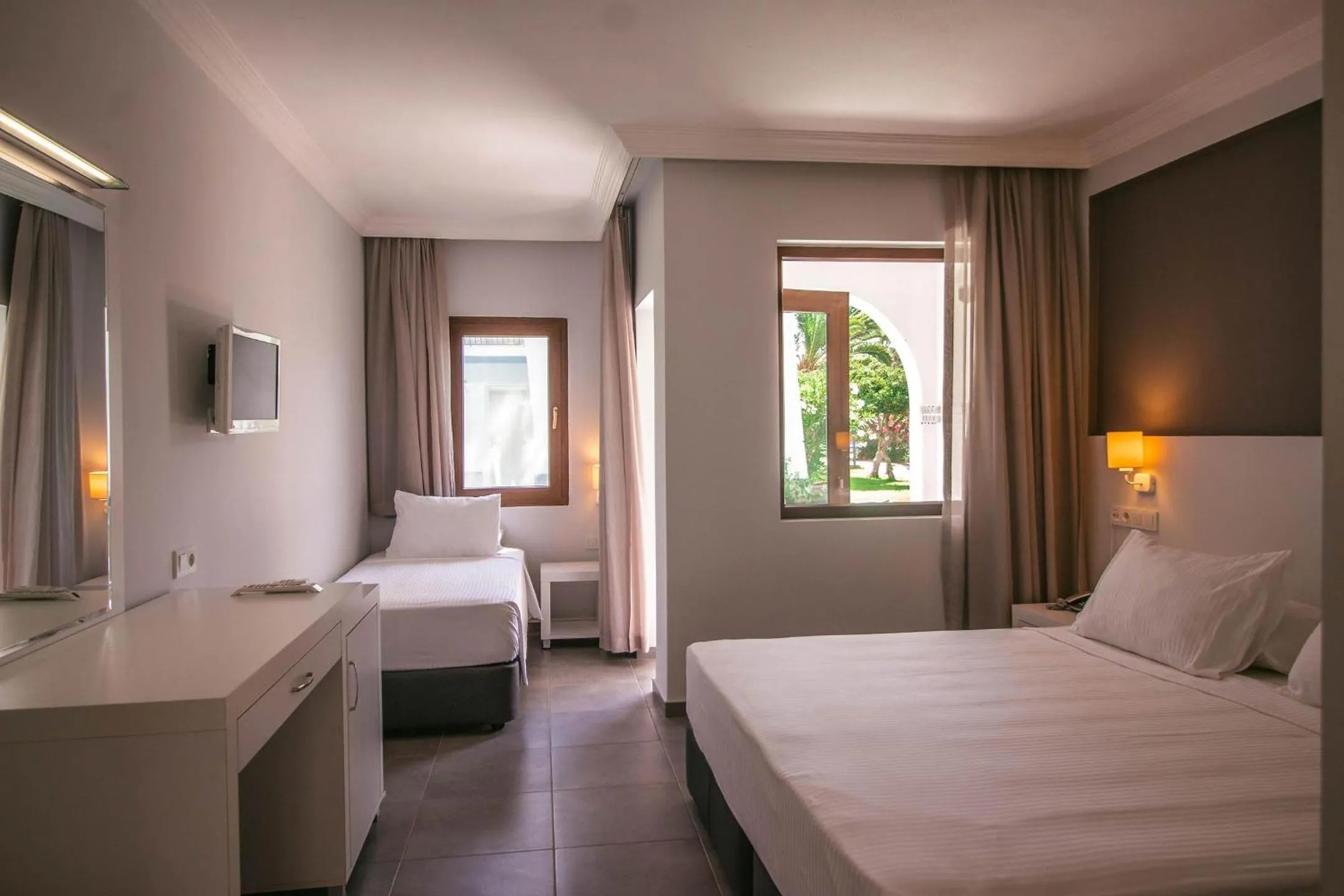 Photo of the whole room in Club Muskebi