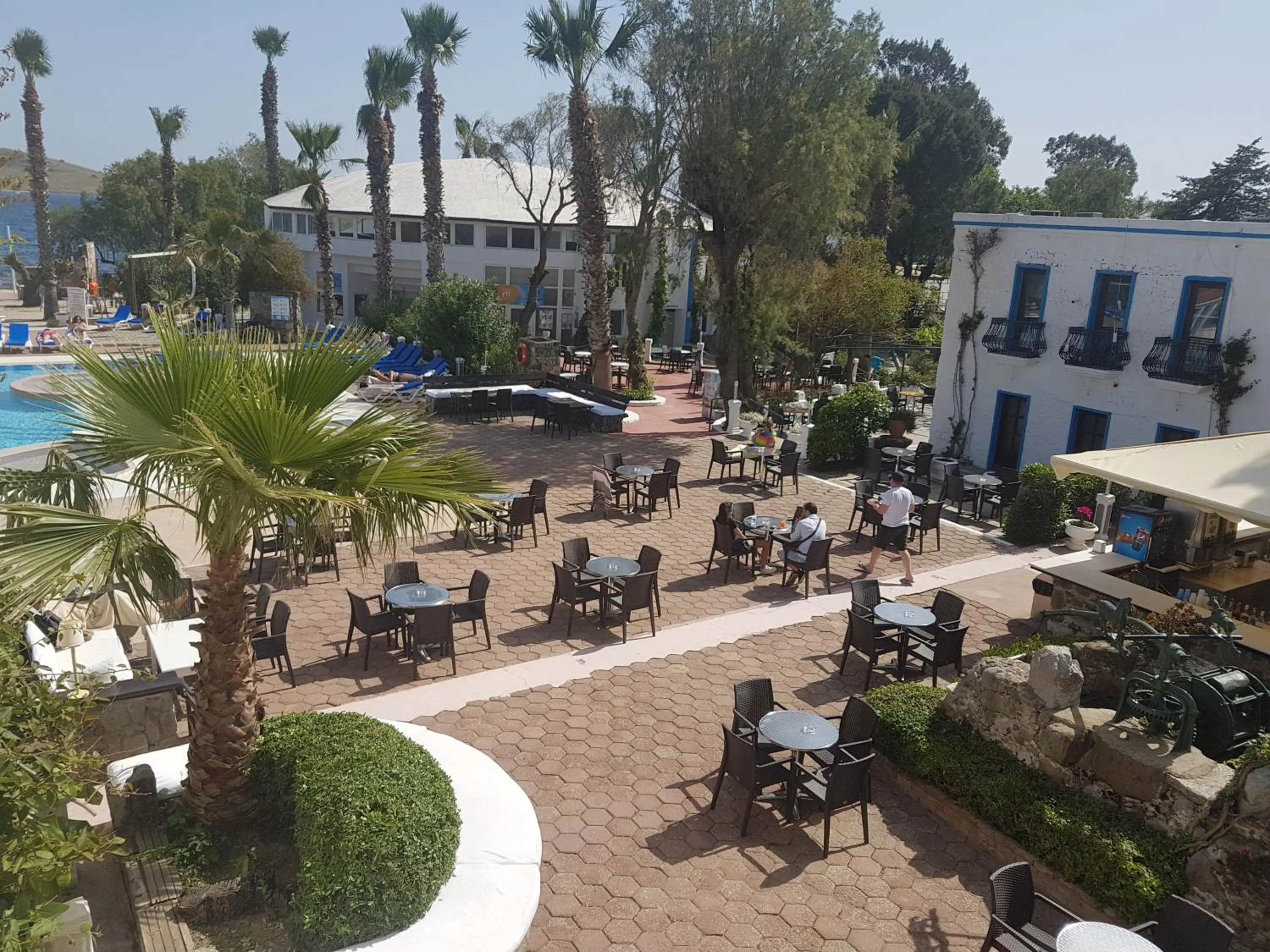 Patio in Club Muskebi