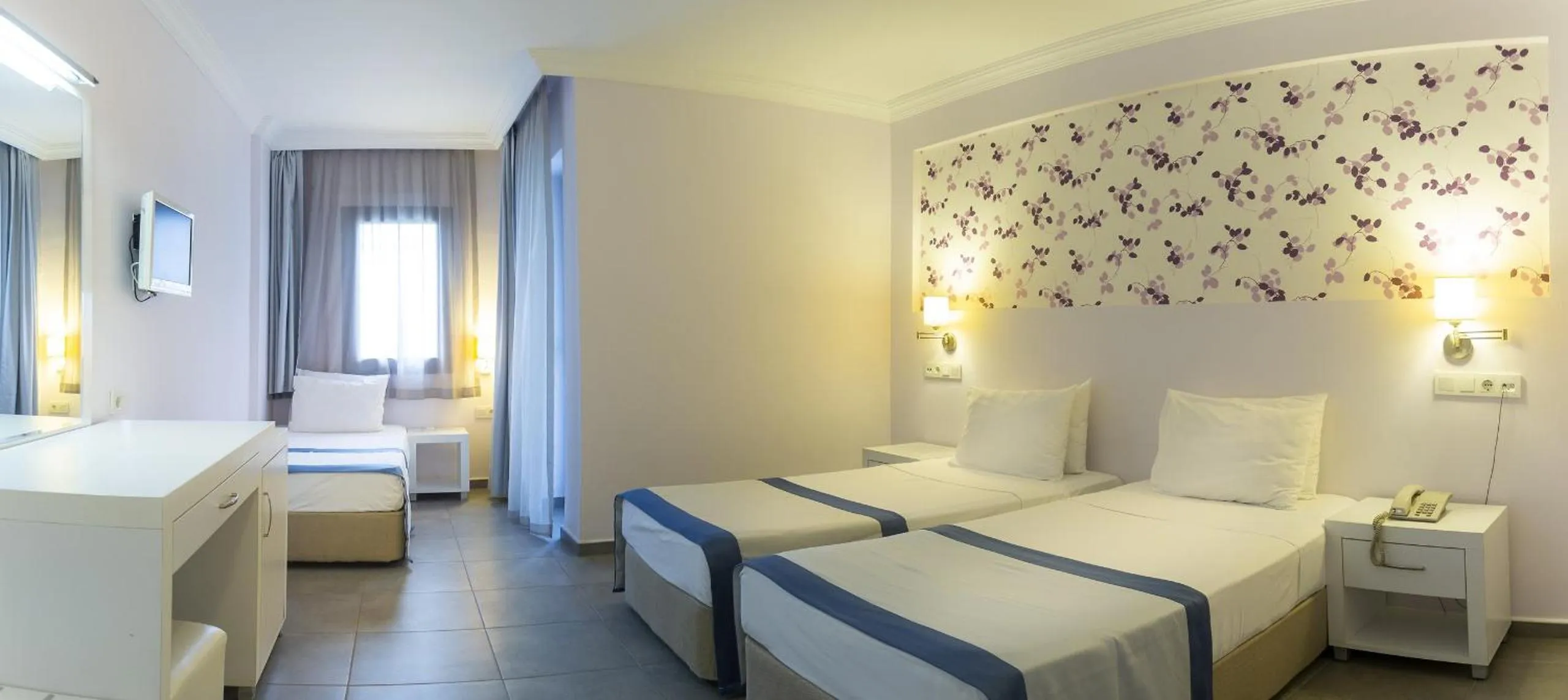 Photo of the whole room in Club Muskebi