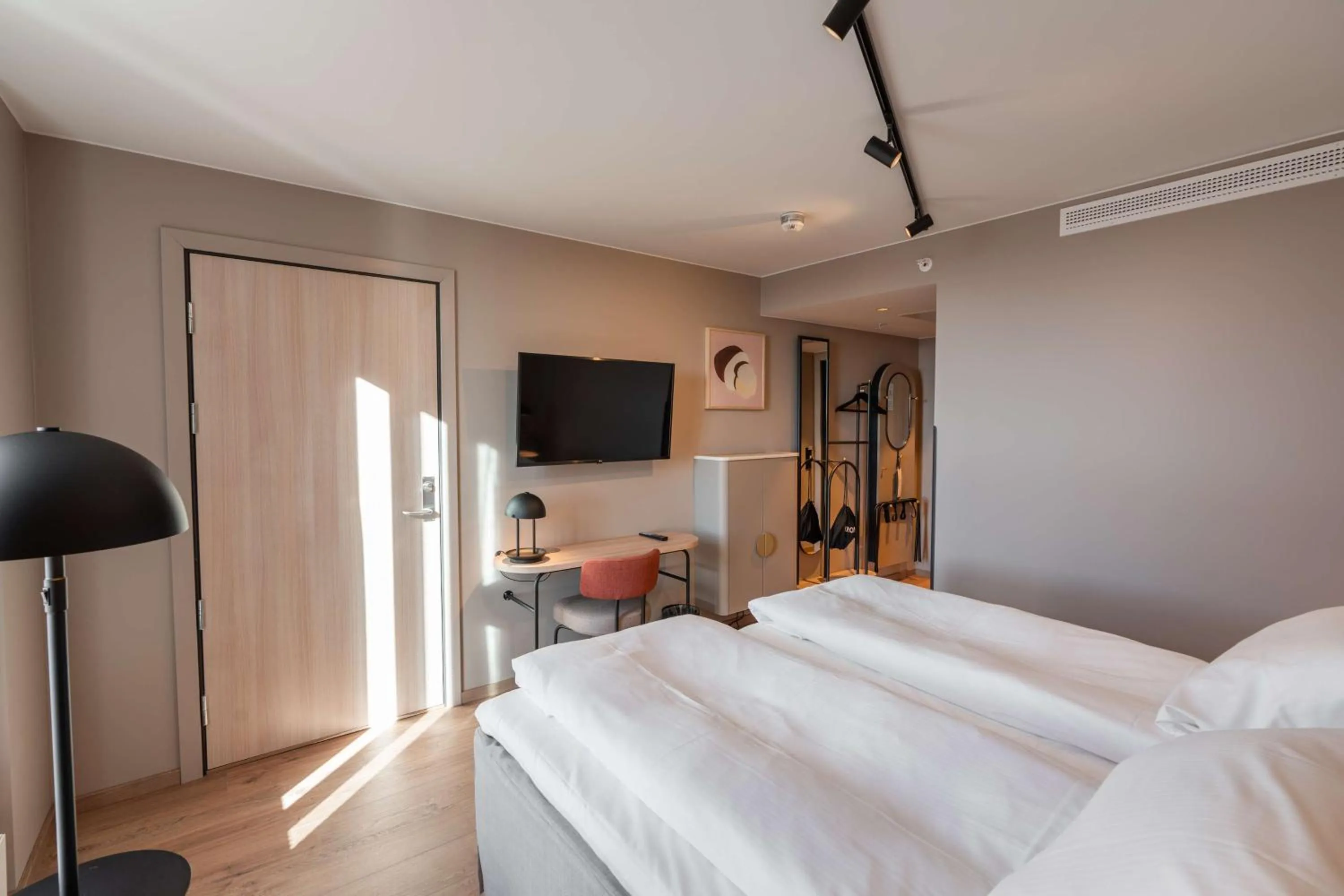 Bedroom, Bed in Scandic Hamar