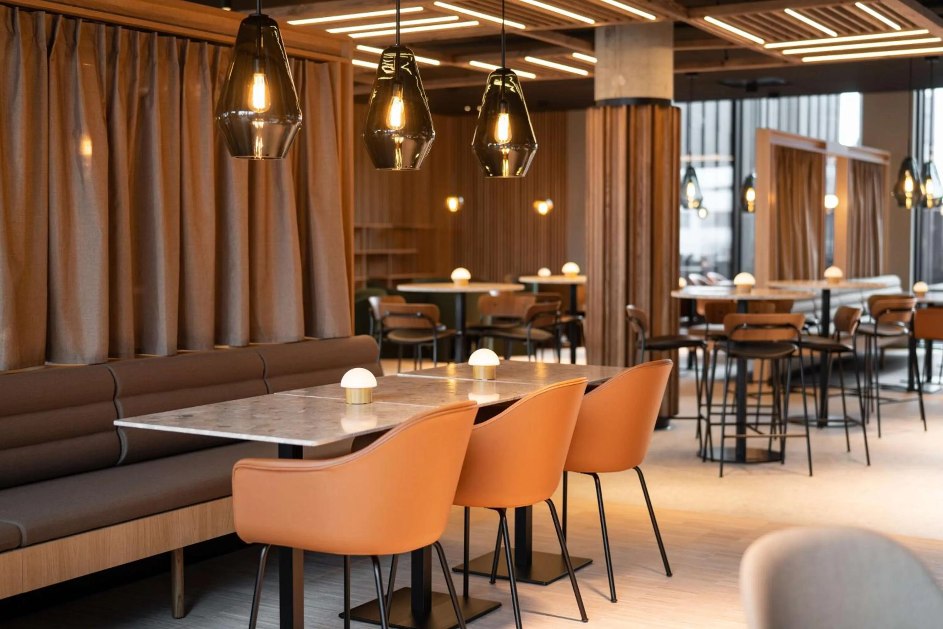 Restaurant/places to eat in Scandic Hamar