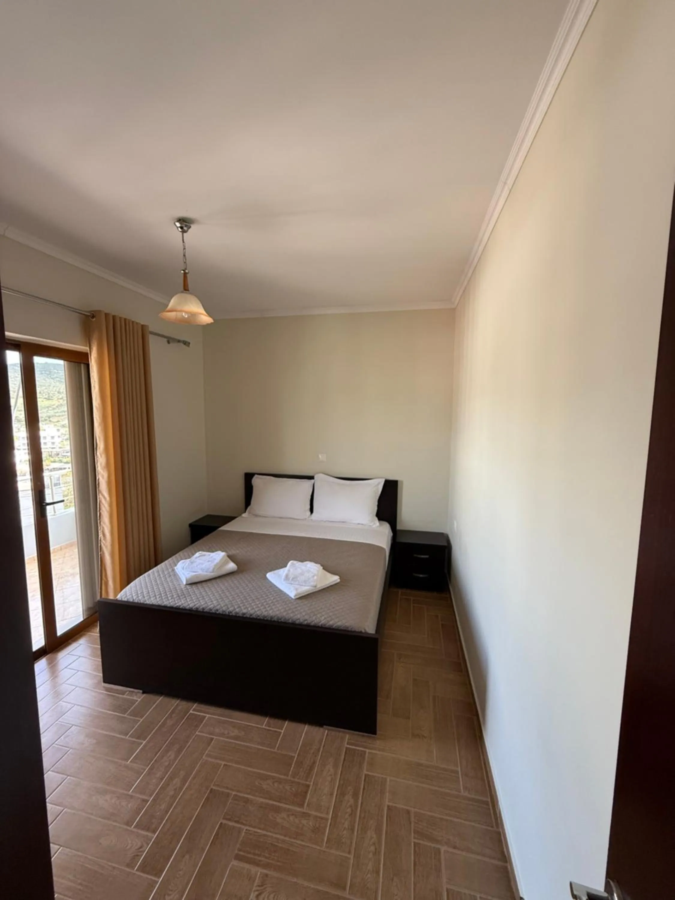 Bed in Hotel Milo Ksamil