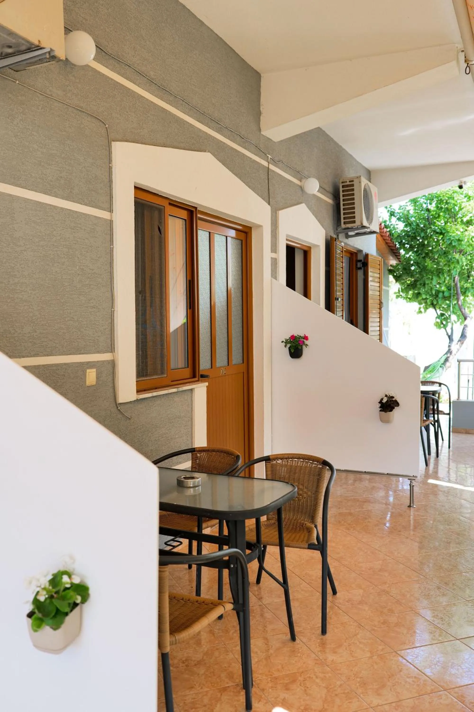 Patio in Hotel Milo Ksamil