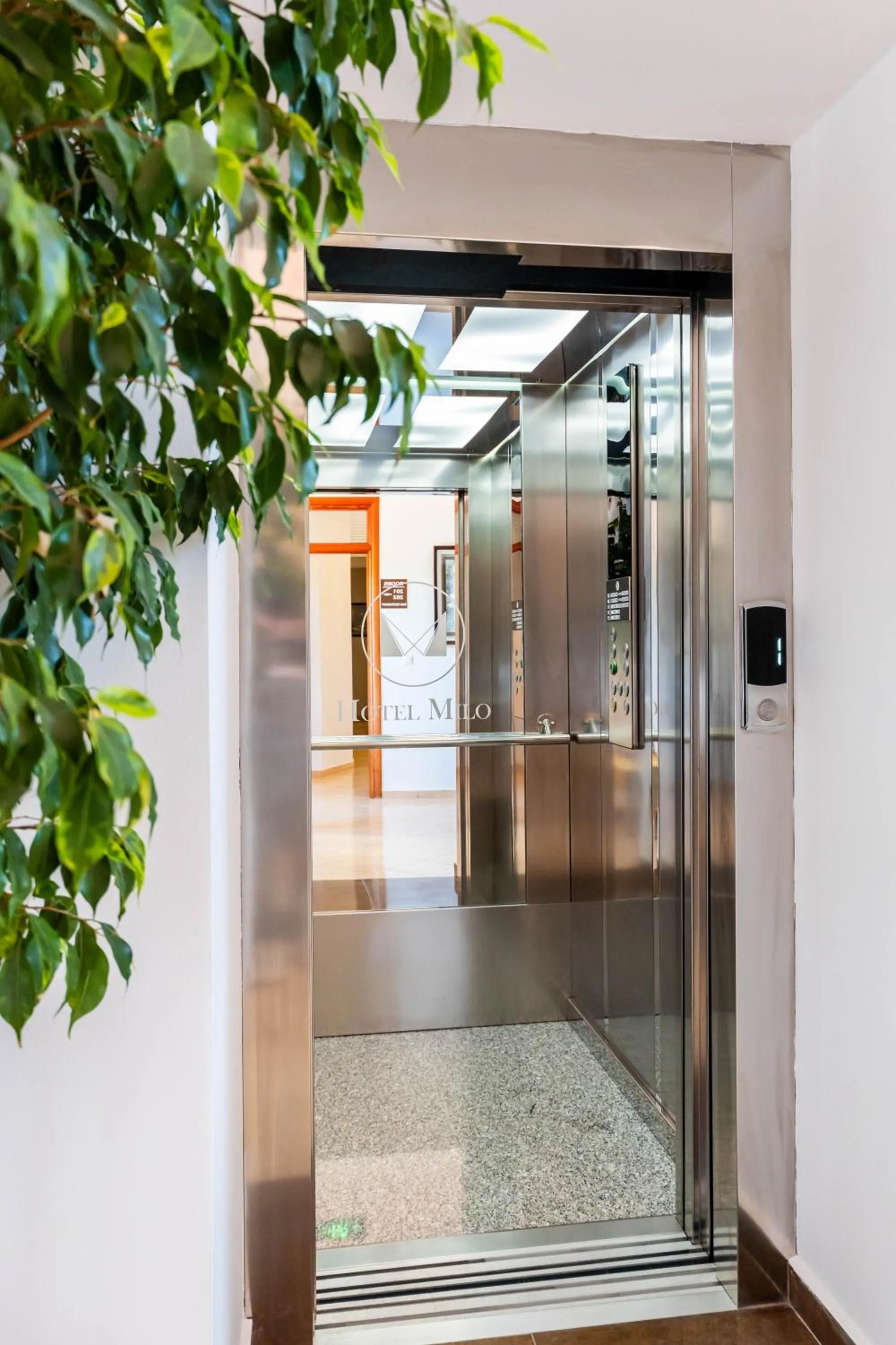 elevator in Hotel Milo Ksamil