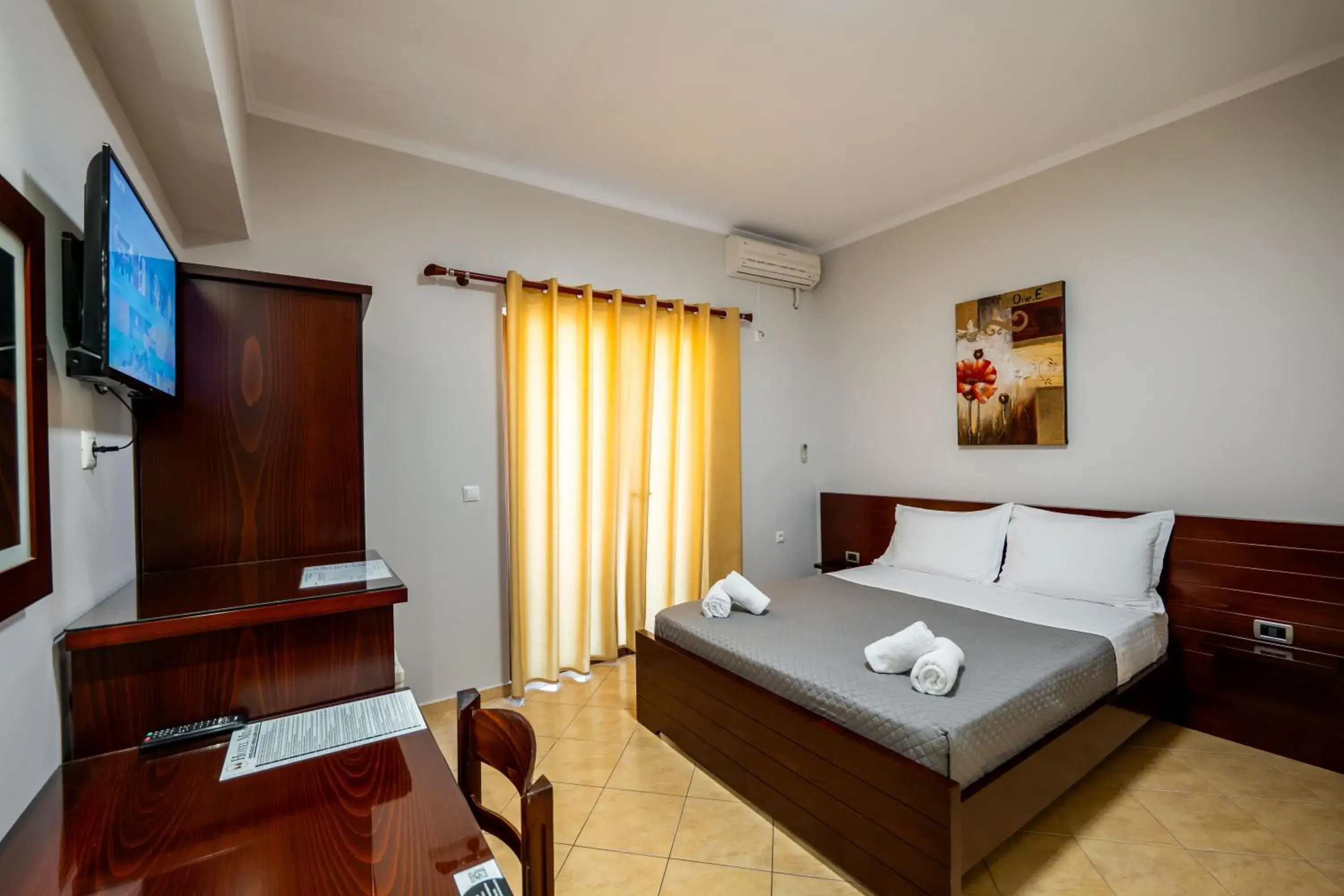 Double Room with Balcony in Hotel Milo Ksamil Double Room with Balcony in Hotel Milo Ksamil