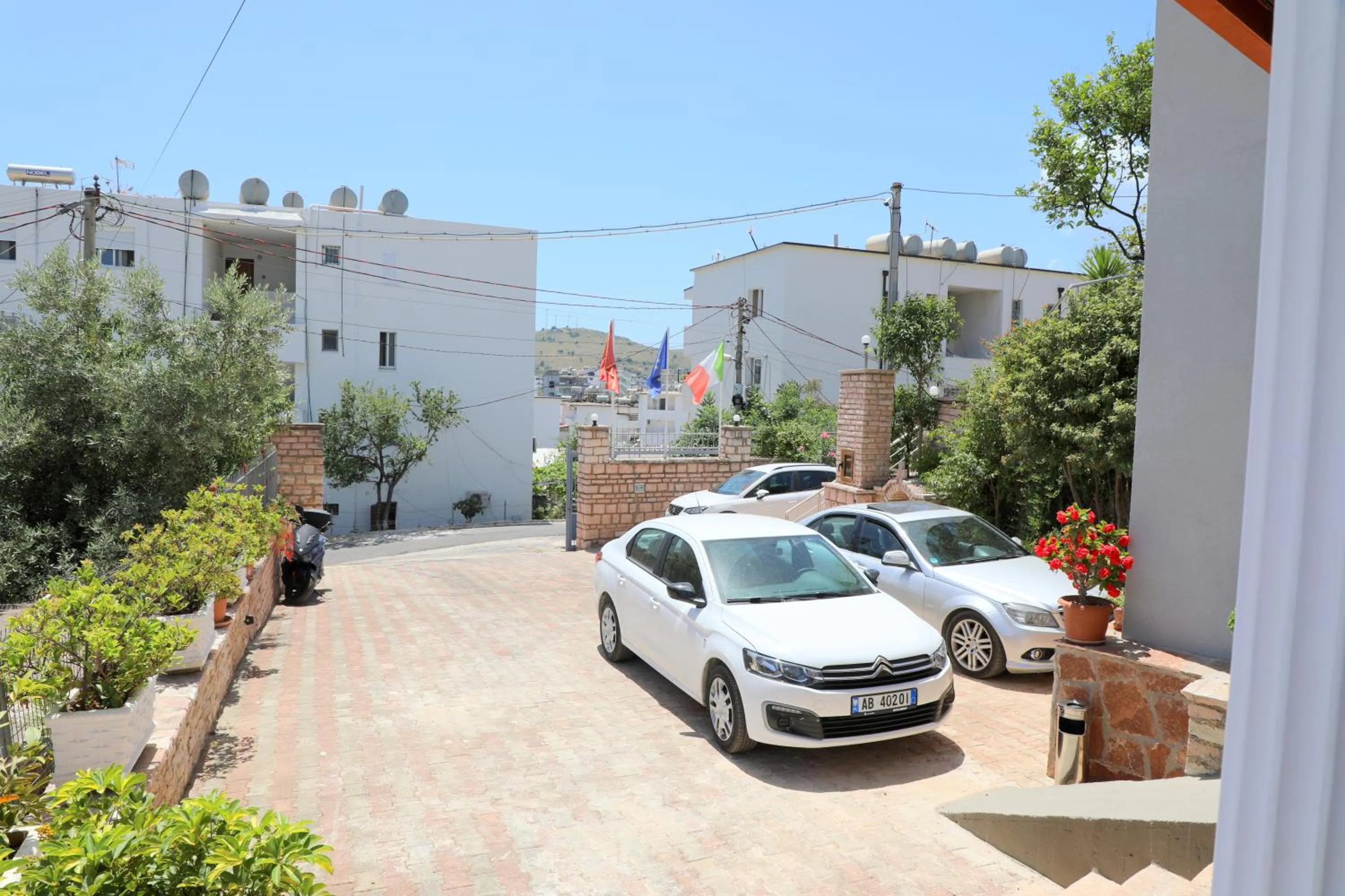 Parking in Hotel Milo Ksamil