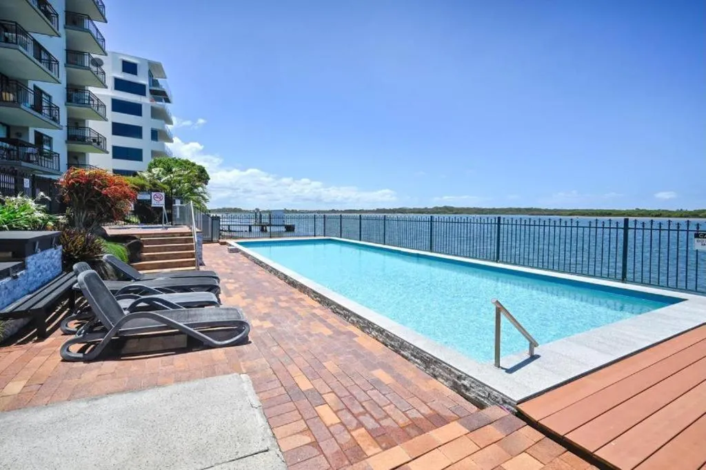 Swimming pool in Banyandah Towers