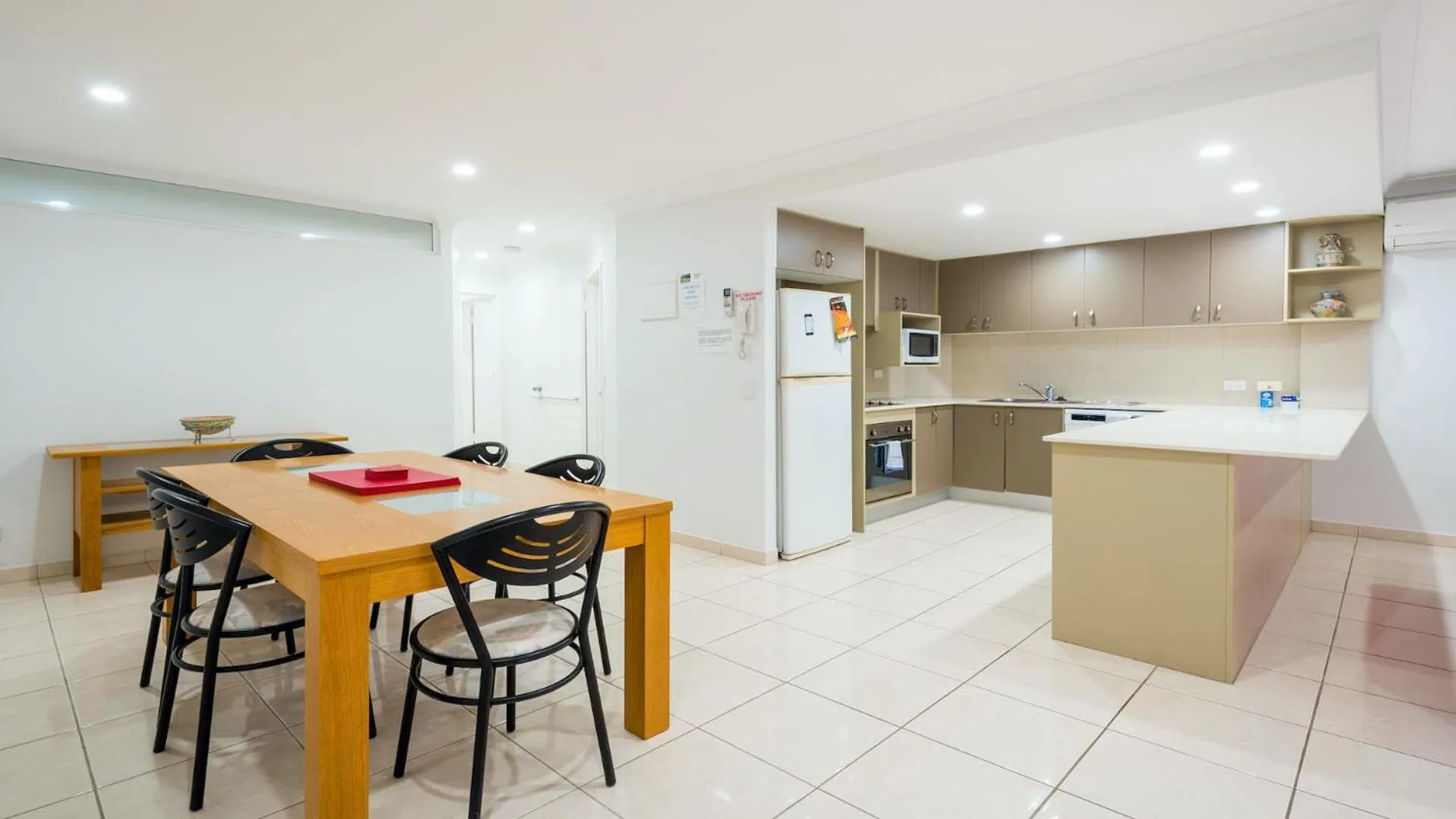 Kitchen or kitchenette in Sandrift Beachfront Apartments