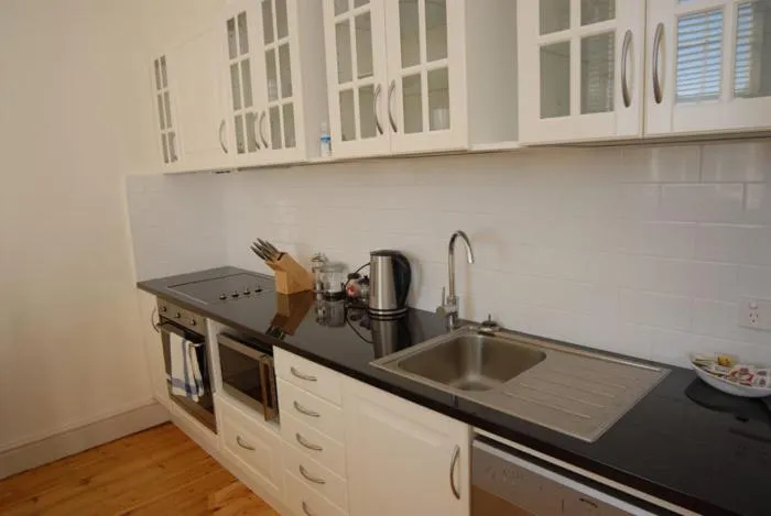 Kitchen or kitchenette in Cape Nelson Lighthouse