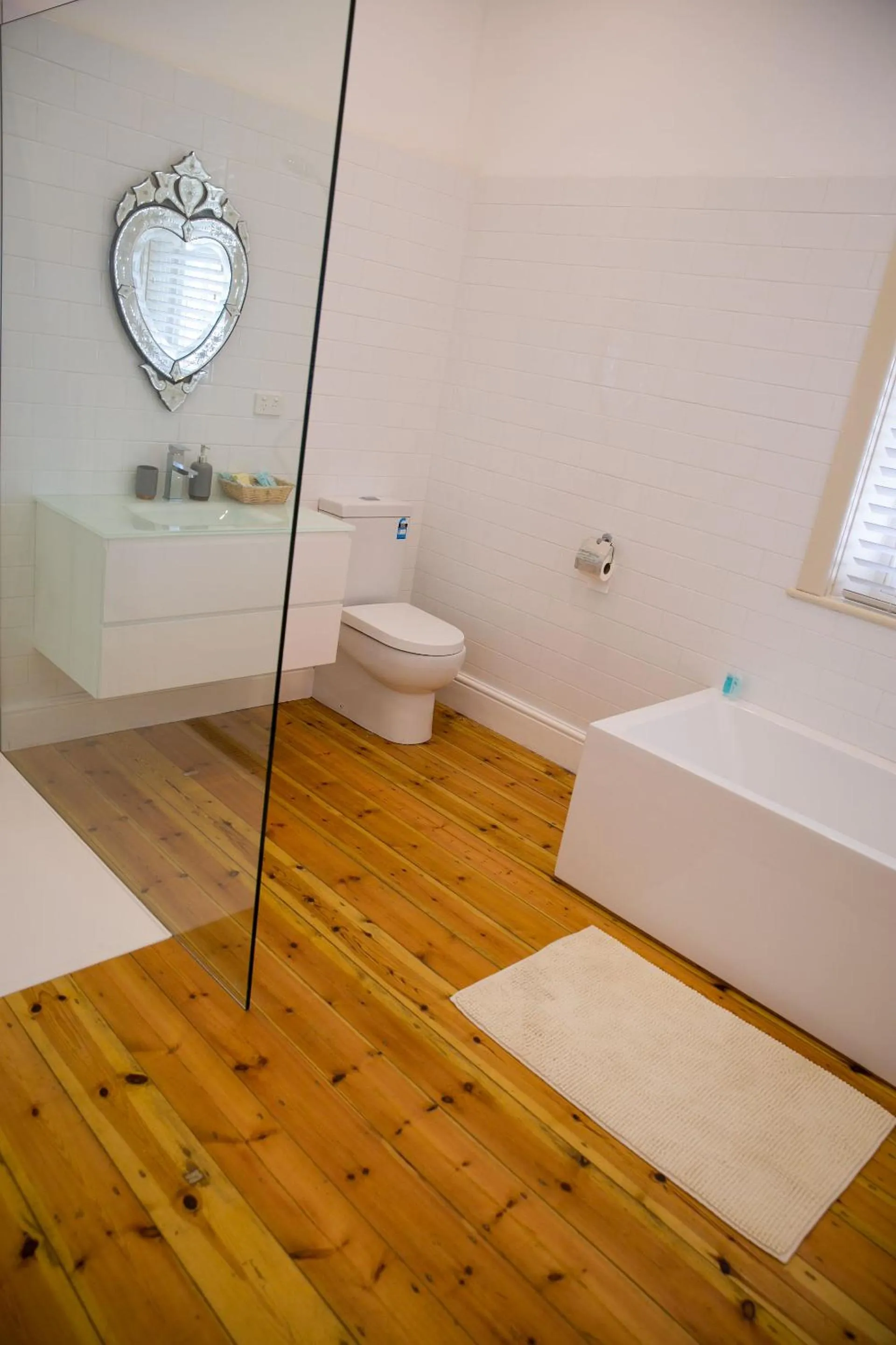 Cape Nelson Lighthouse