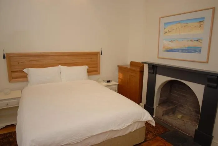 Bed in Cape Nelson Lighthouse