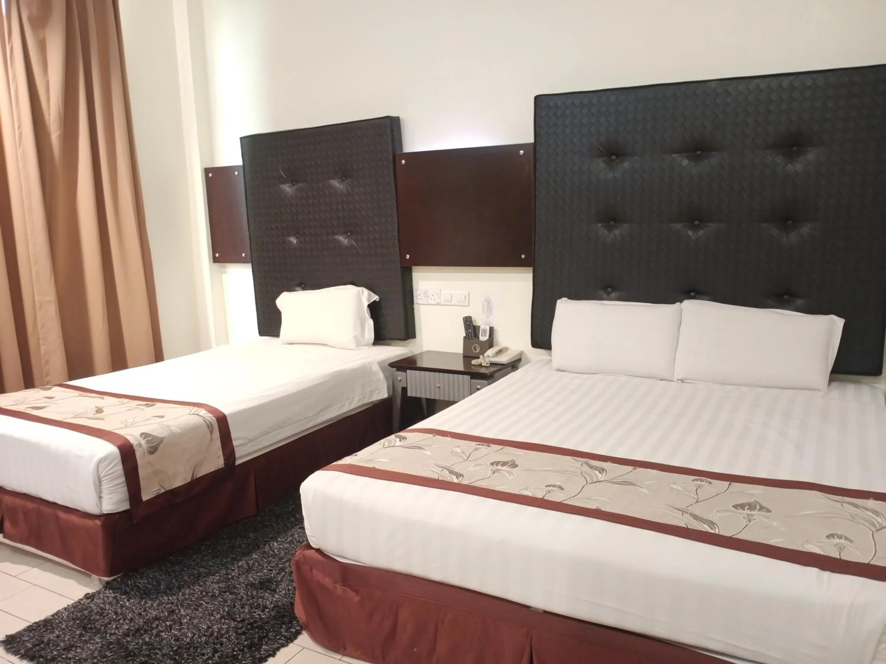 Bedroom, Bed in Shervinton Executive Boutique Hotel