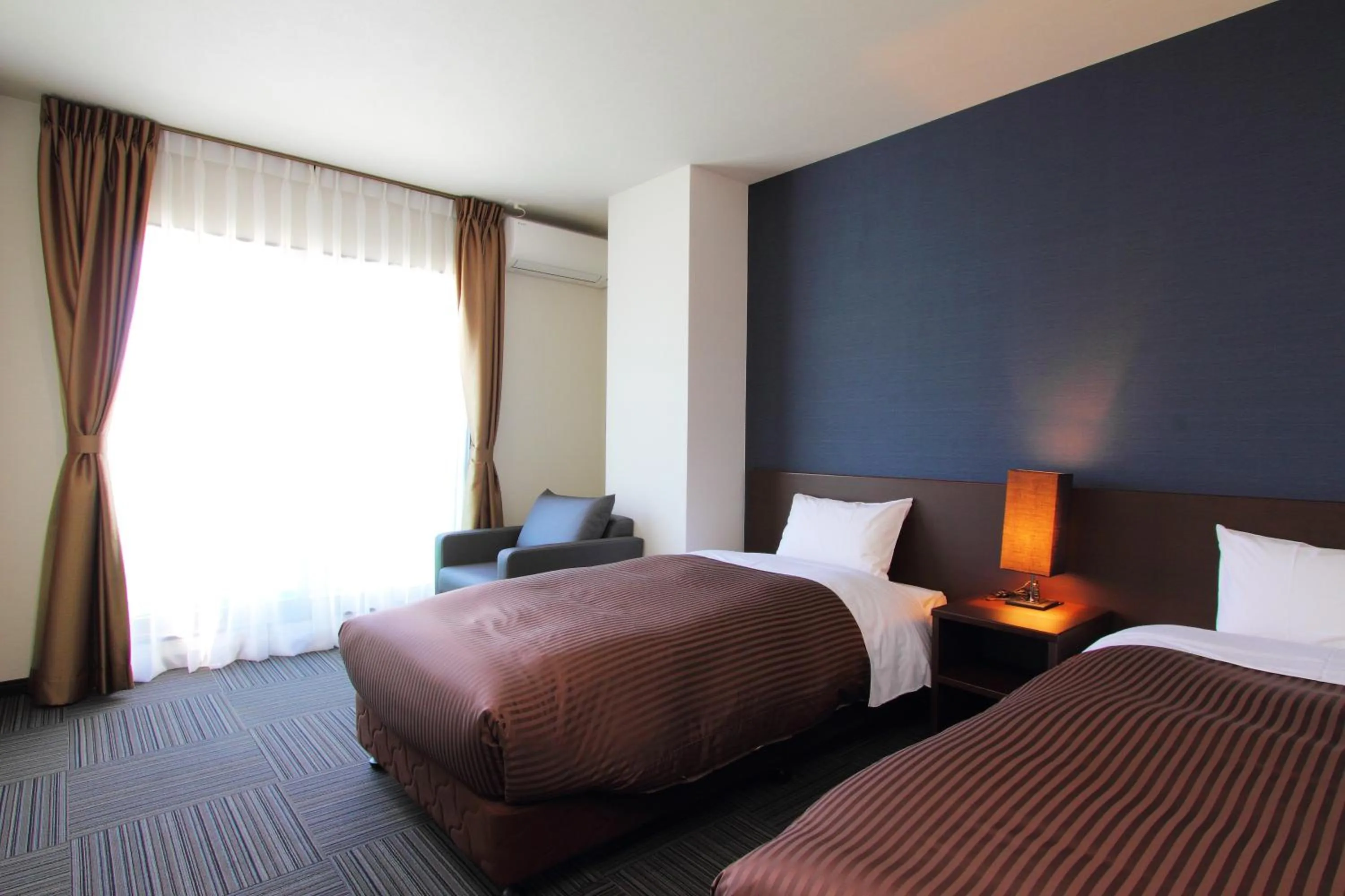 Day, Bed in Hotel New Century