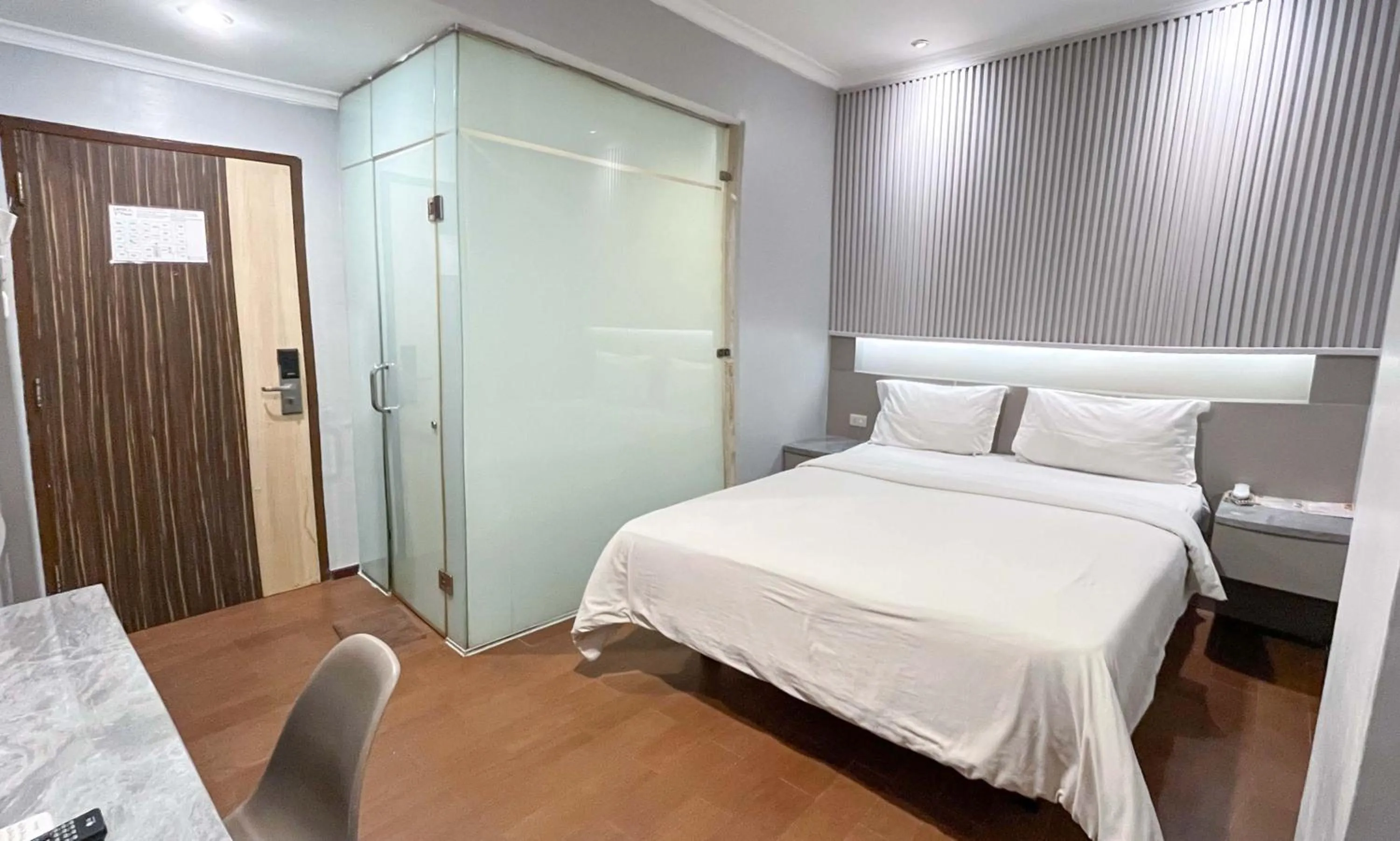 Bed in G-Hotel Pontianak