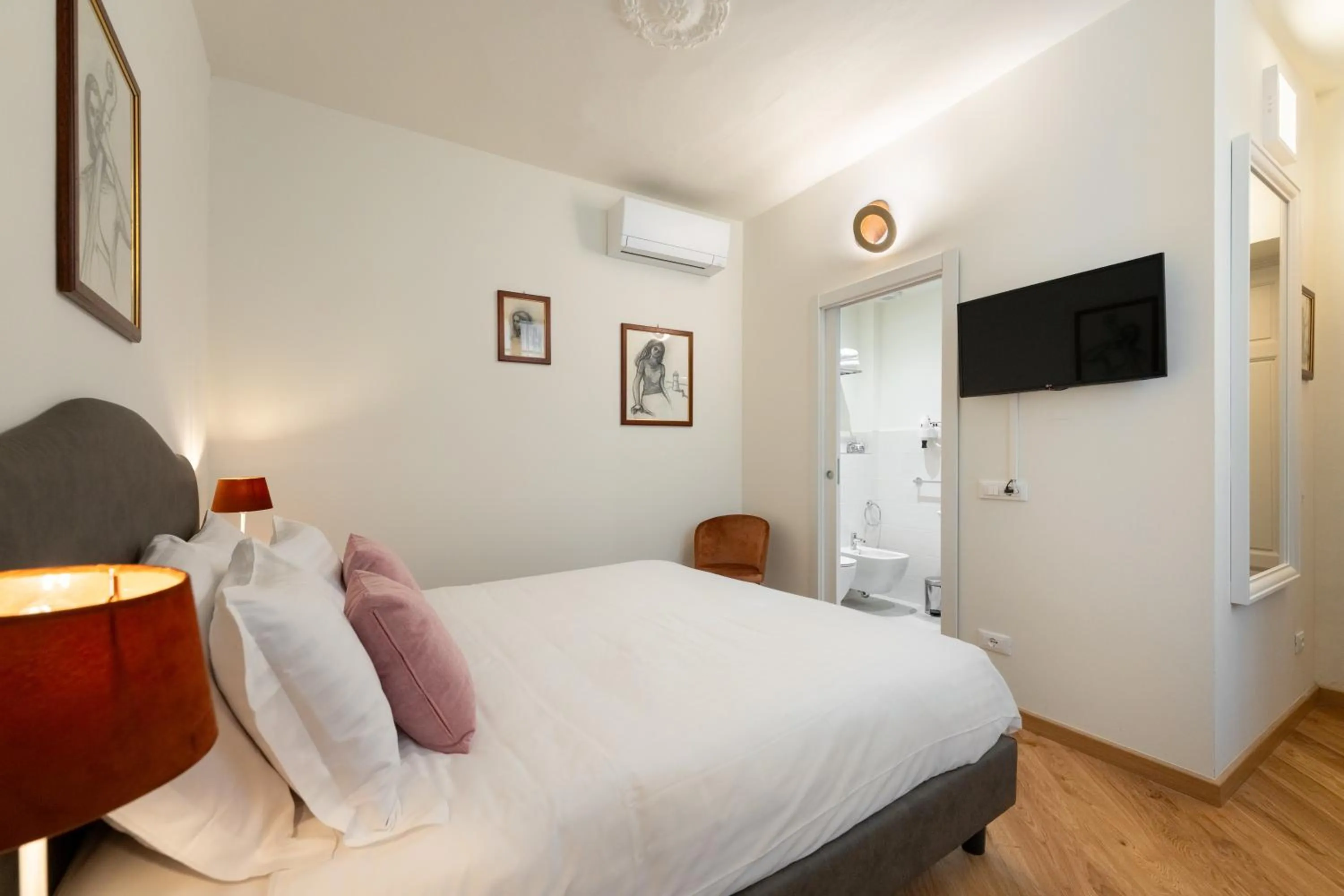 Bed in Palazzo D'Ambra Residenza d'Epoca