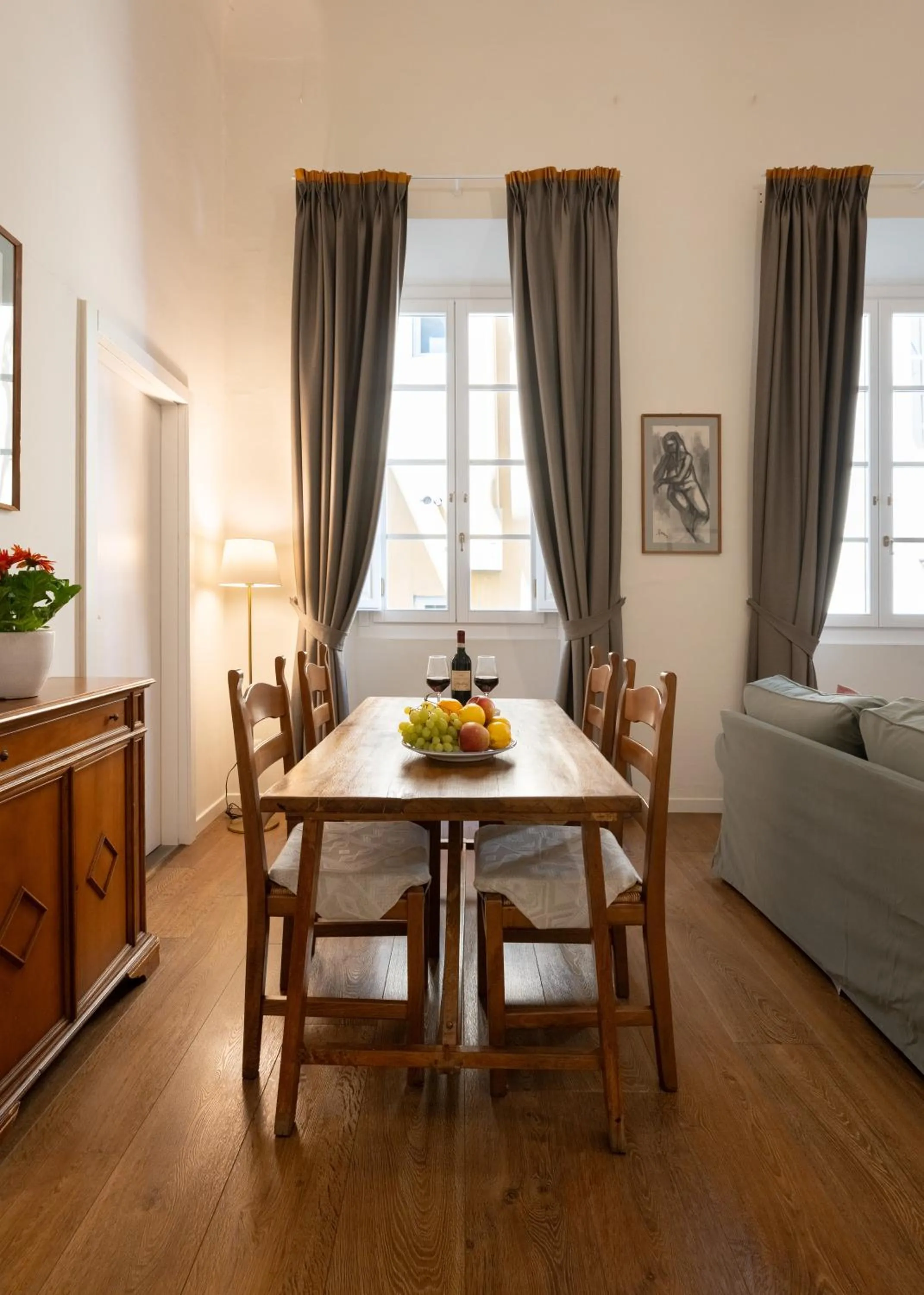 Dining area in Palazzo D'Ambra Residenza d'Epoca