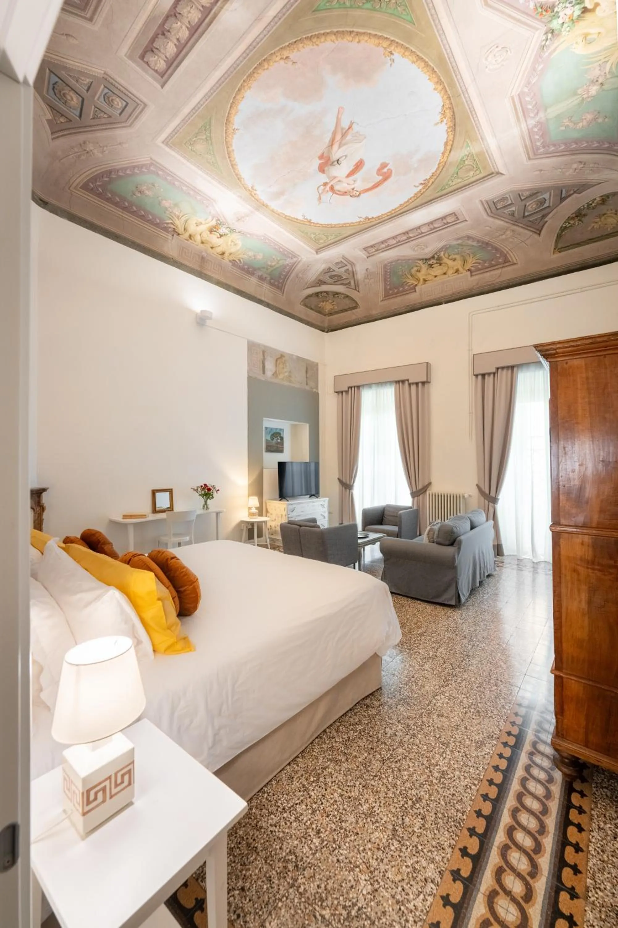 Bed in Palazzo D'Ambra Residenza d'Epoca