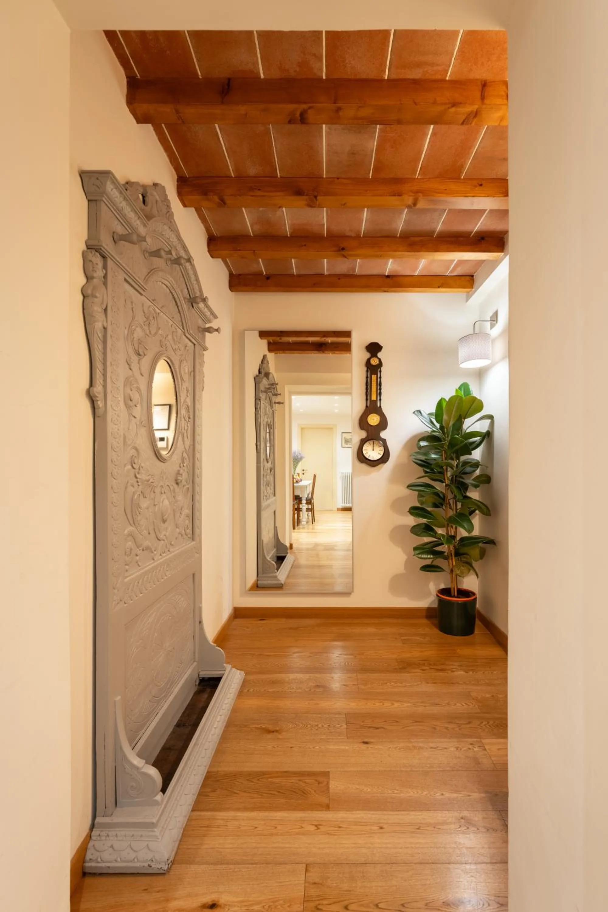 furniture in Palazzo D'Ambra Residenza d'Epoca