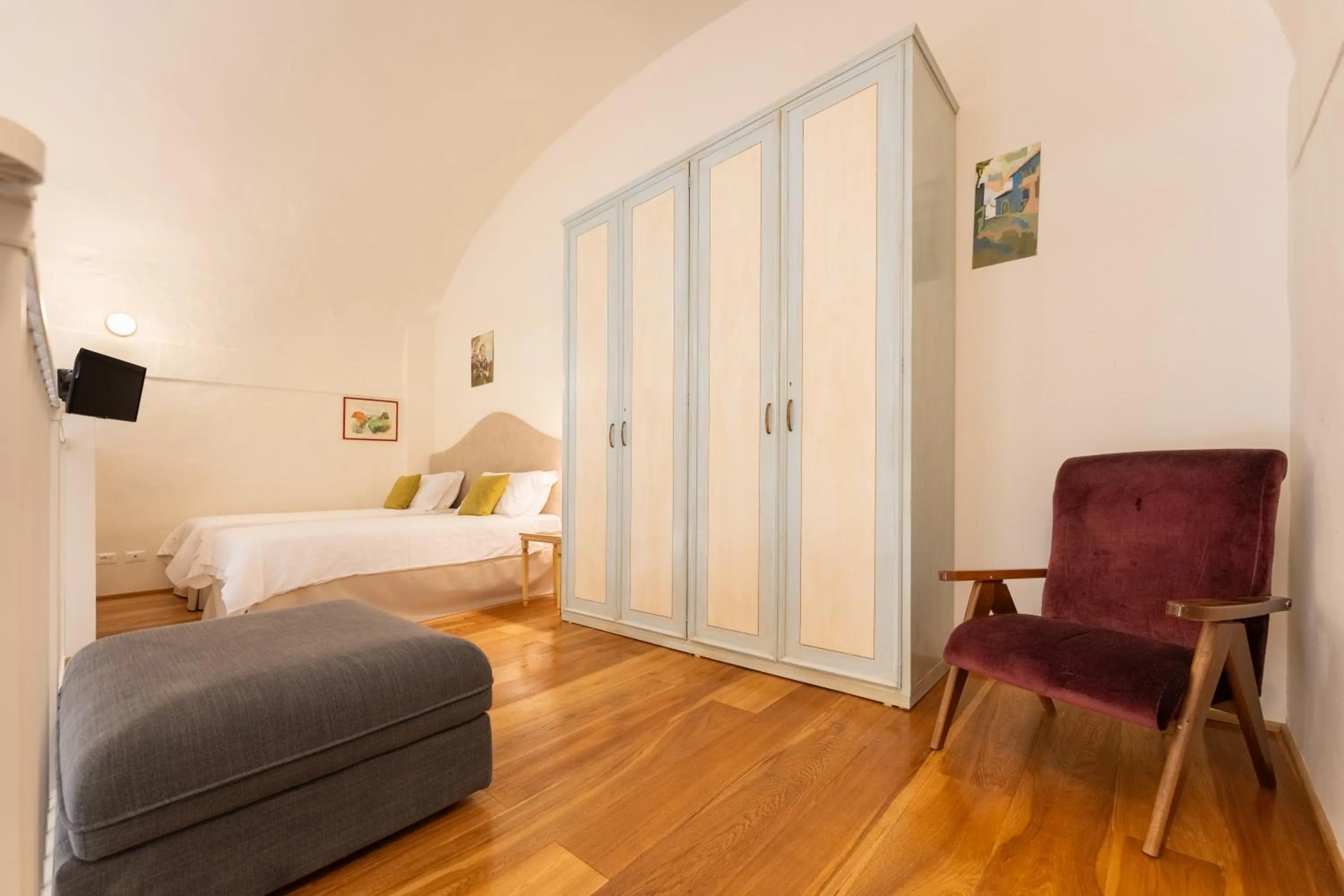 Photo of the whole room, Bed in Palazzo D'Ambra Residenza d'Epoca