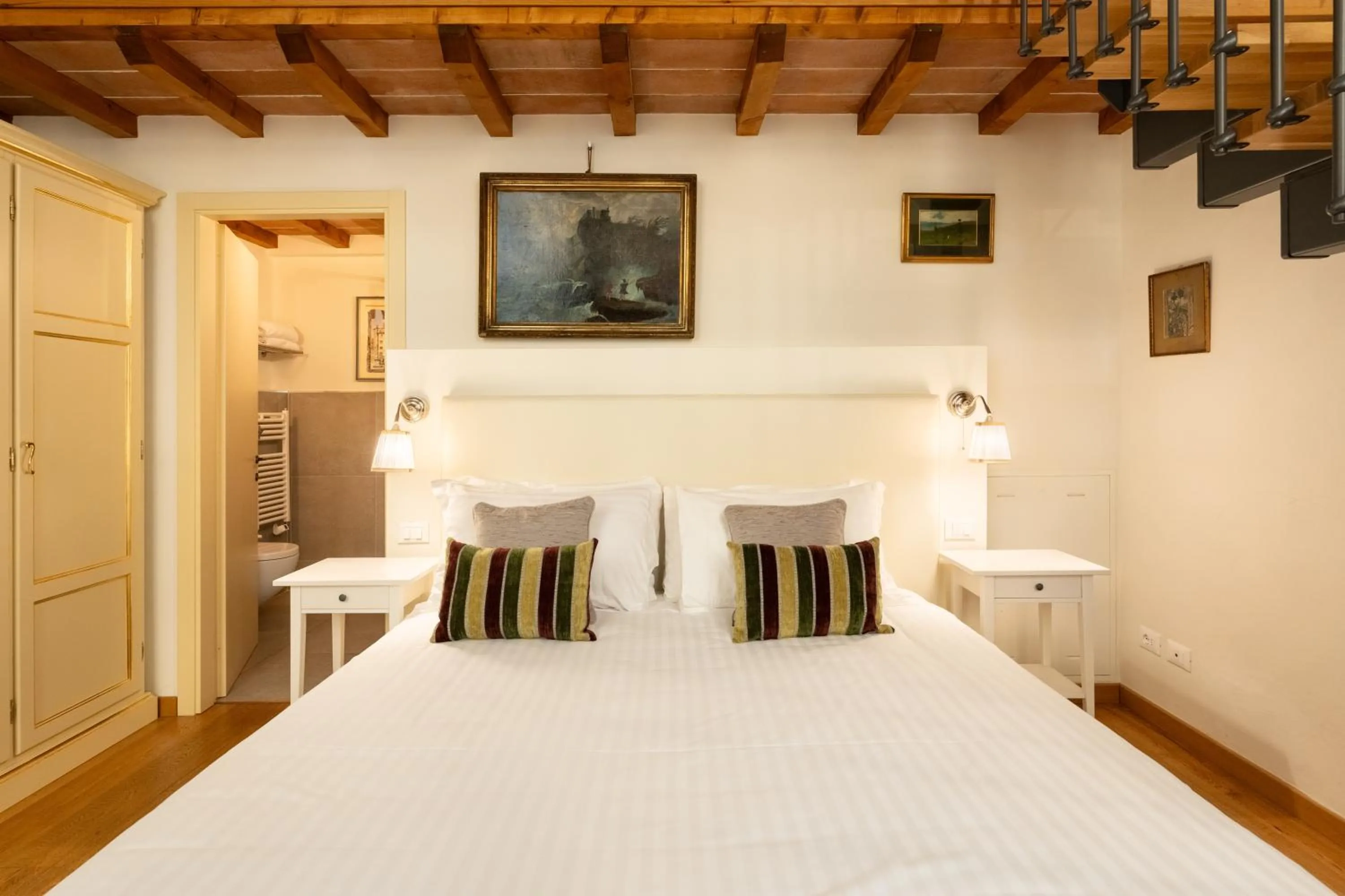 Bedroom, Bed in Palazzo D'Ambra Residenza d'Epoca