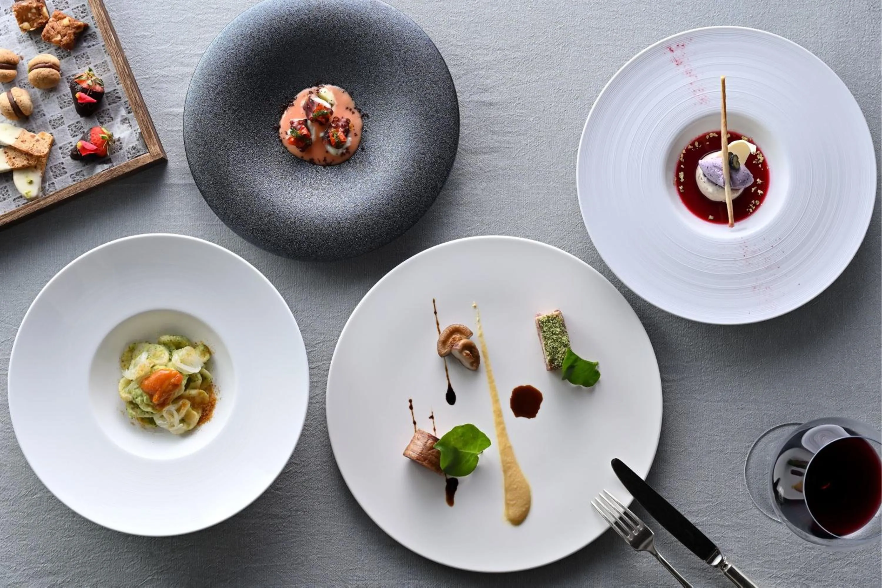 Restaurant/places to eat in The Ritz-Carlton Okinawa