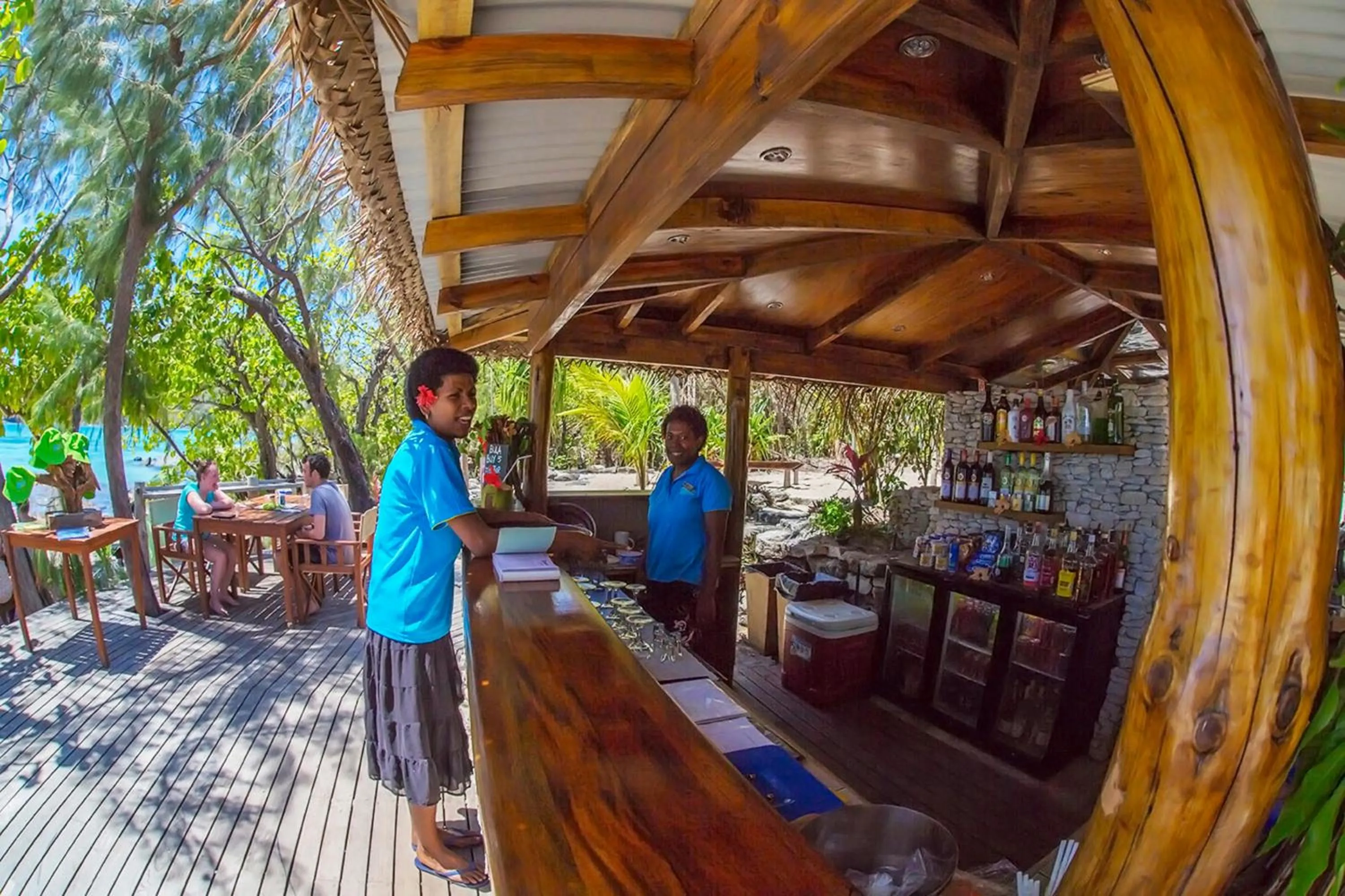 Lounge or bar in Barefoot Manta Island Resort