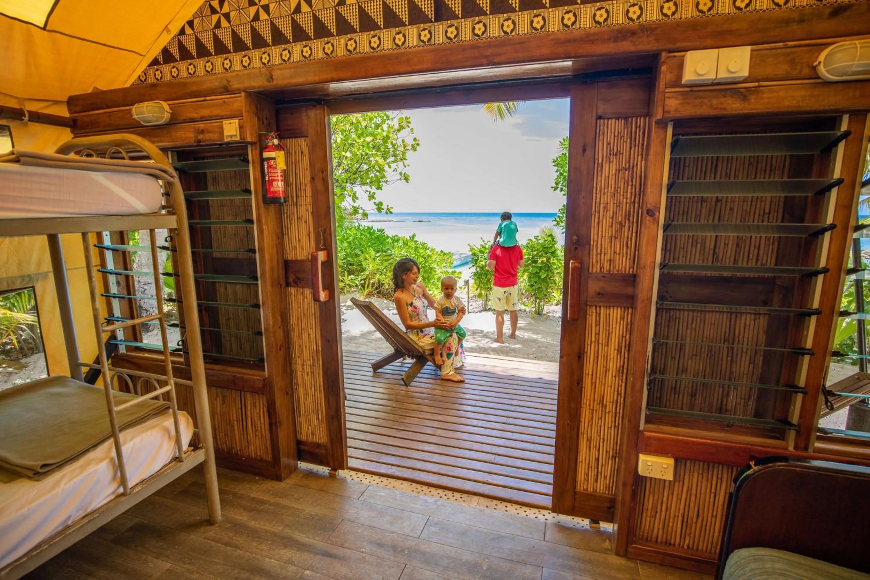 Barefoot Manta Island Resort