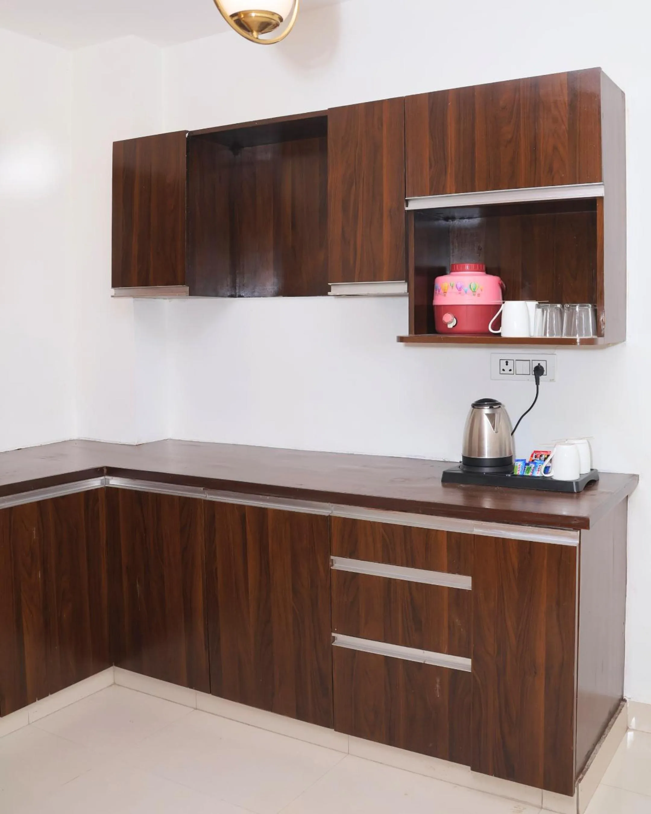 Hotel Shri Radha Nikunj - Opposite Prem Mandir