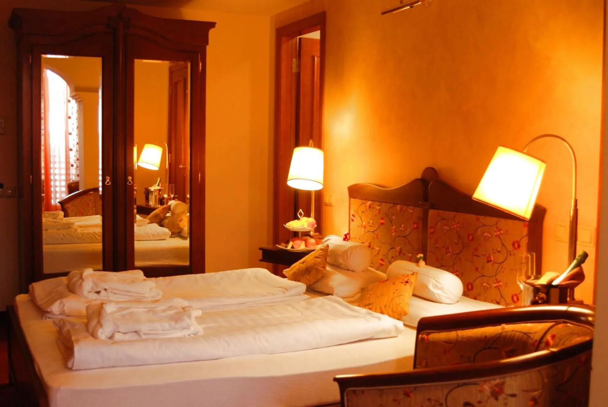 Bed in Amira Boutique Hotel Hévíz Wellness & Spa