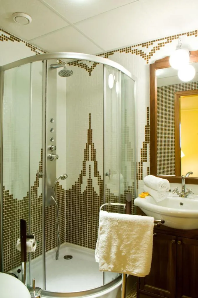 Bathroom in Amira Boutique Hotel Hévíz Wellness & Spa