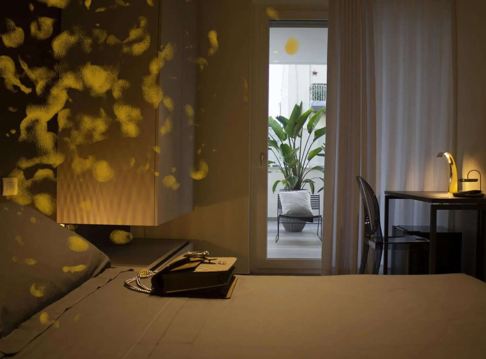 Bed in golden suites 50