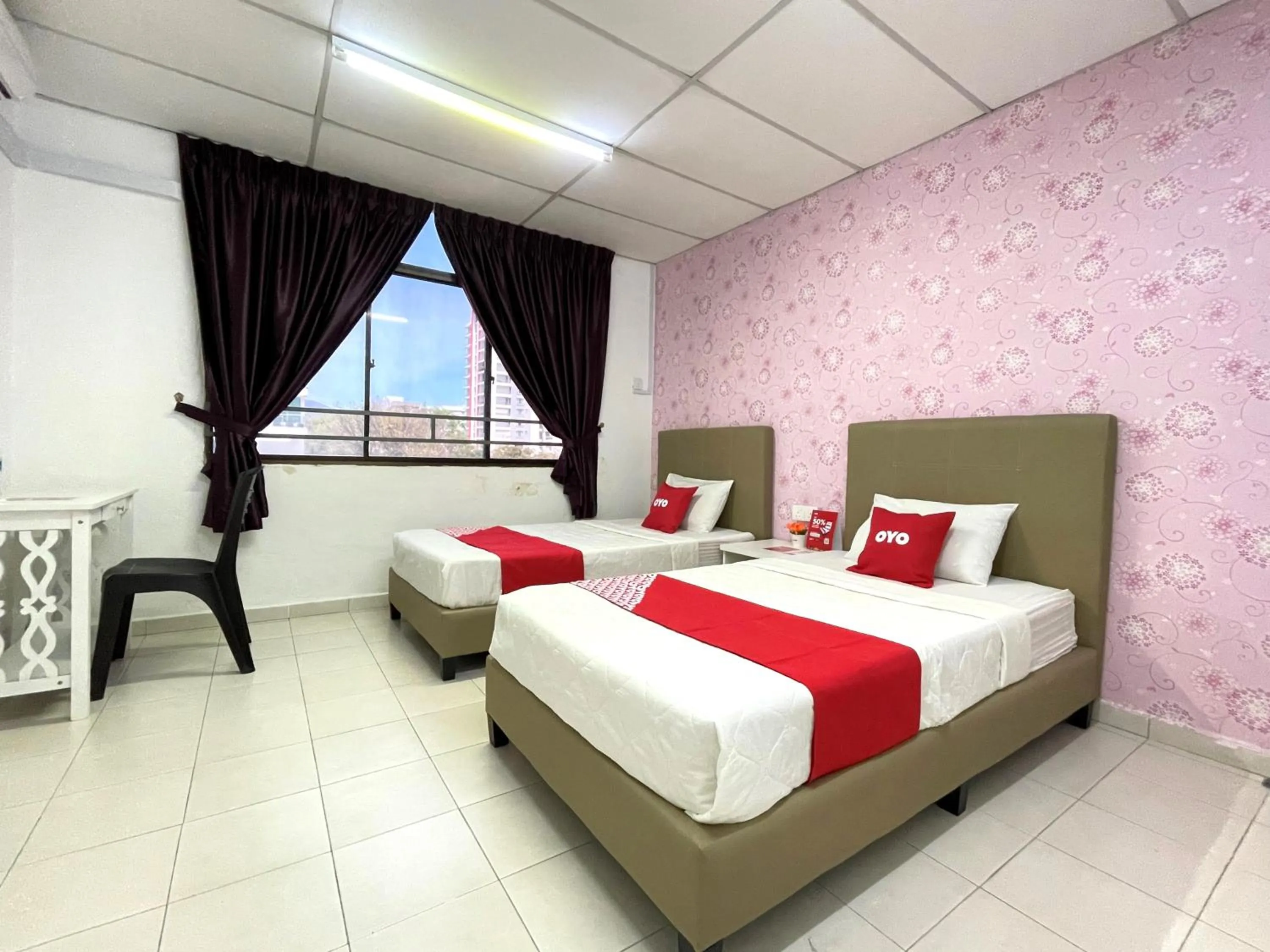 Bedroom, Bed in Hotel O Wg Guest House