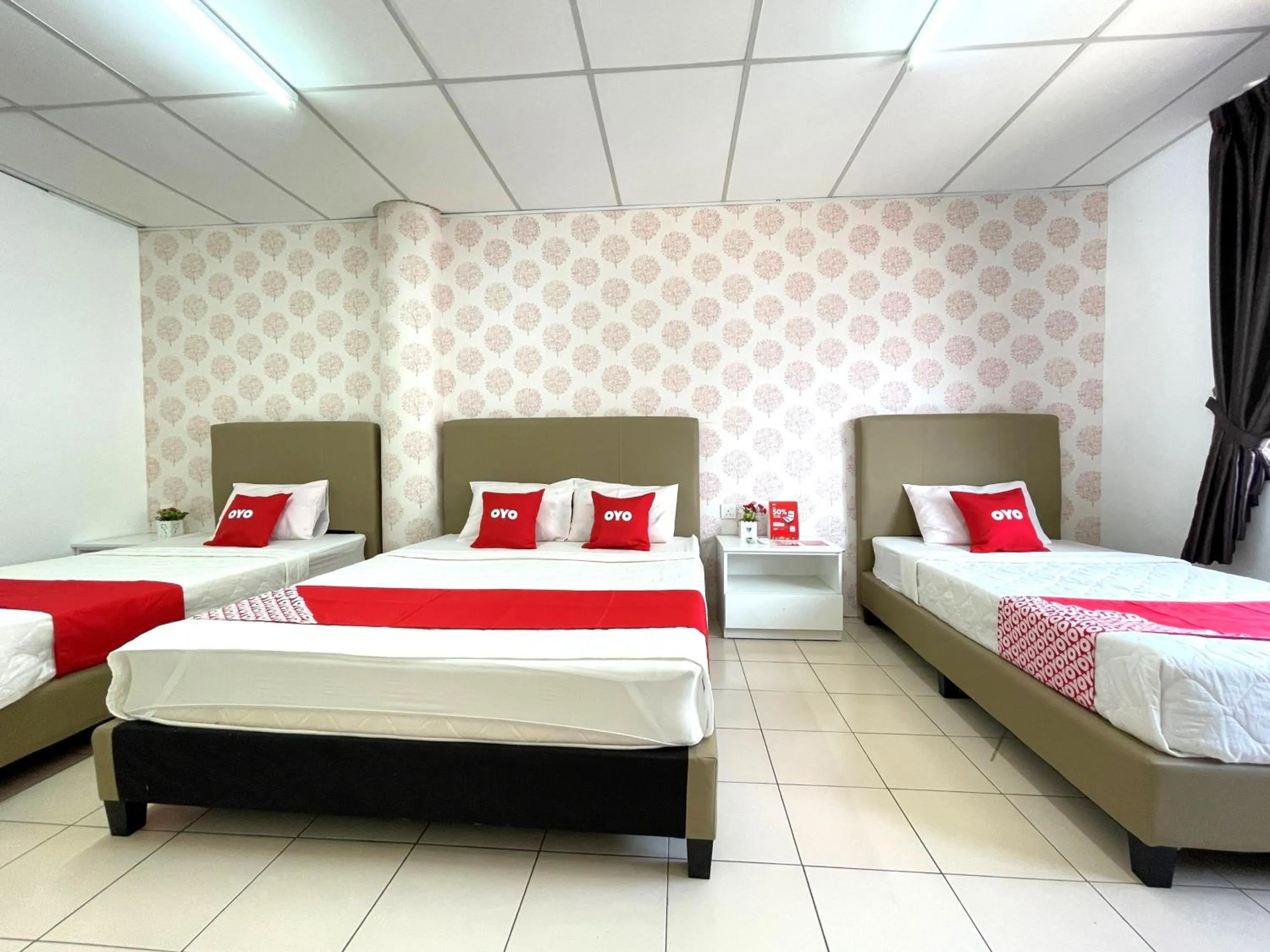 Bedroom, Bed in Hotel O Wg Guest House