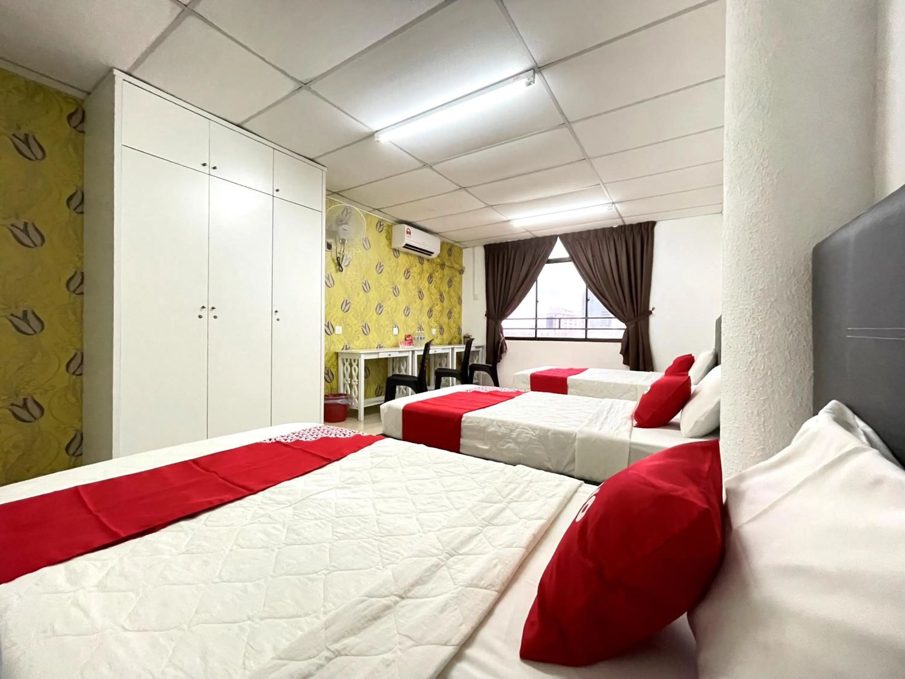 Bedroom, Bed in Hotel O Wg Guest House