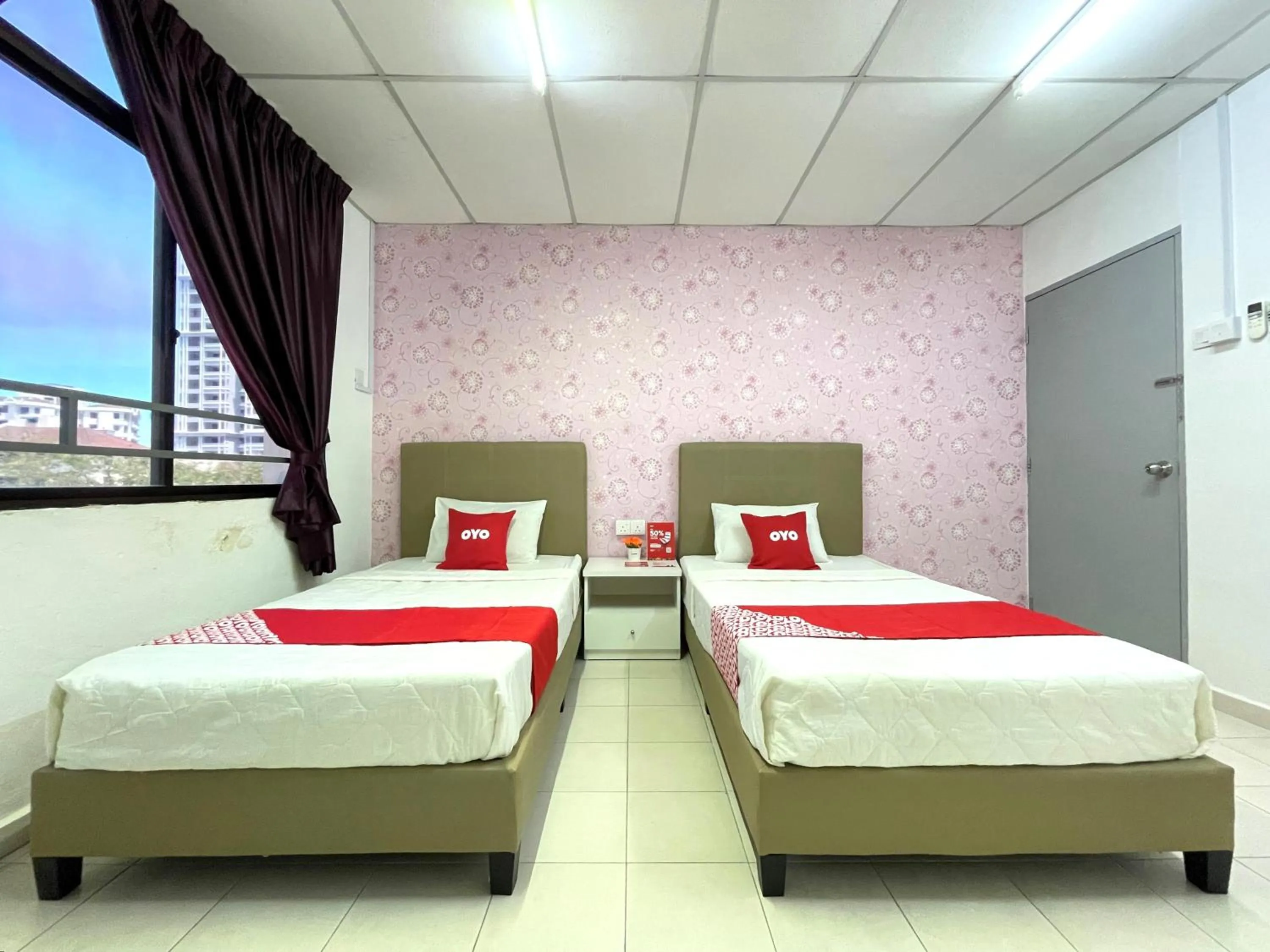 Bedroom, Bed in Hotel O Wg Guest House