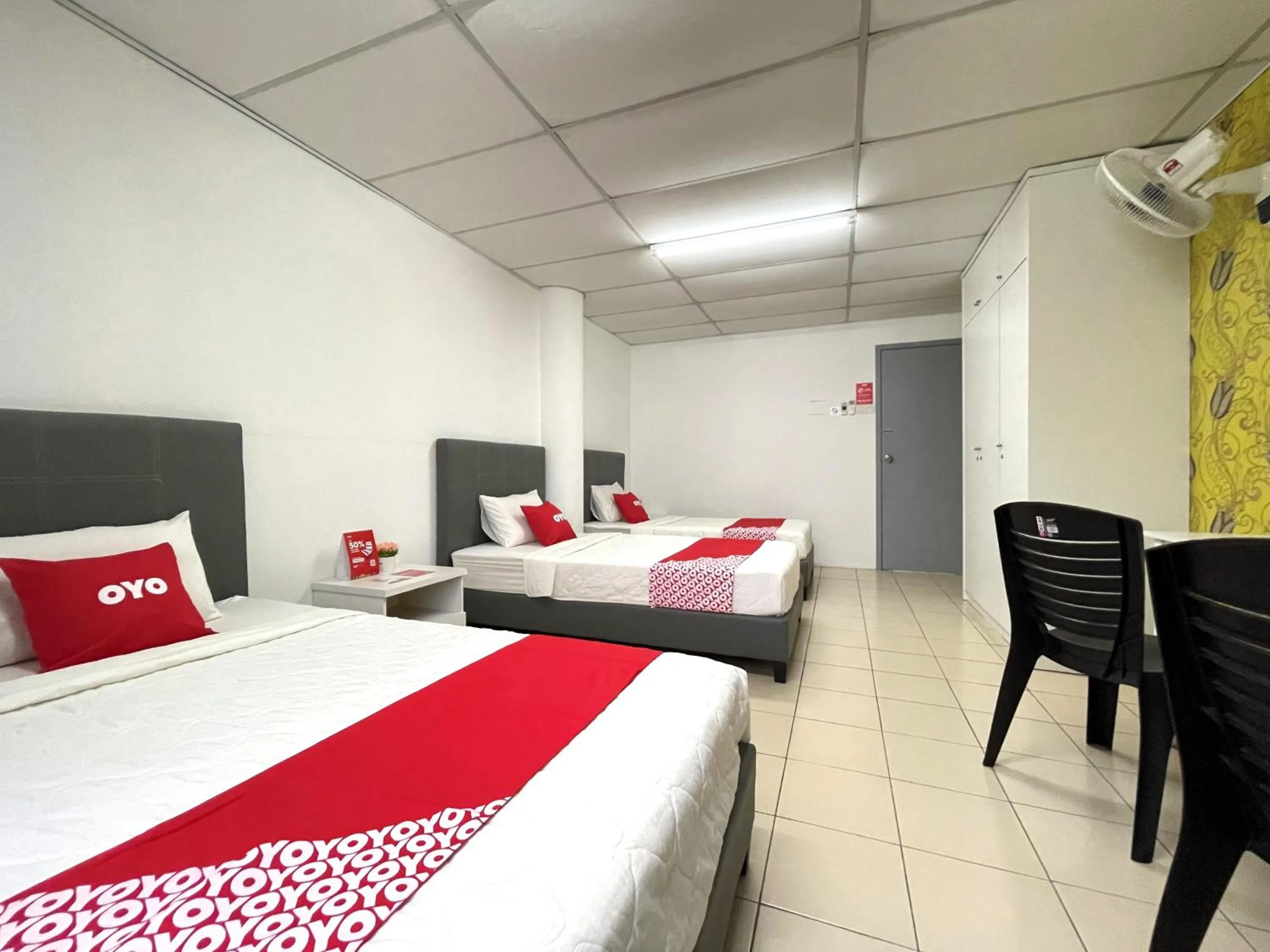 Bedroom, Bed in Hotel O Wg Guest House