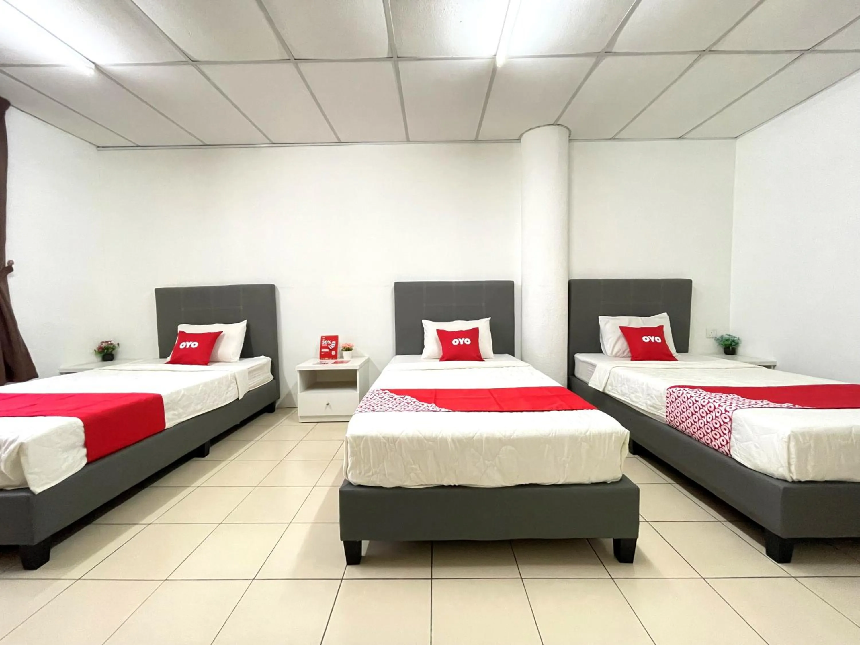 Bedroom, Bed in Hotel O Wg Guest House